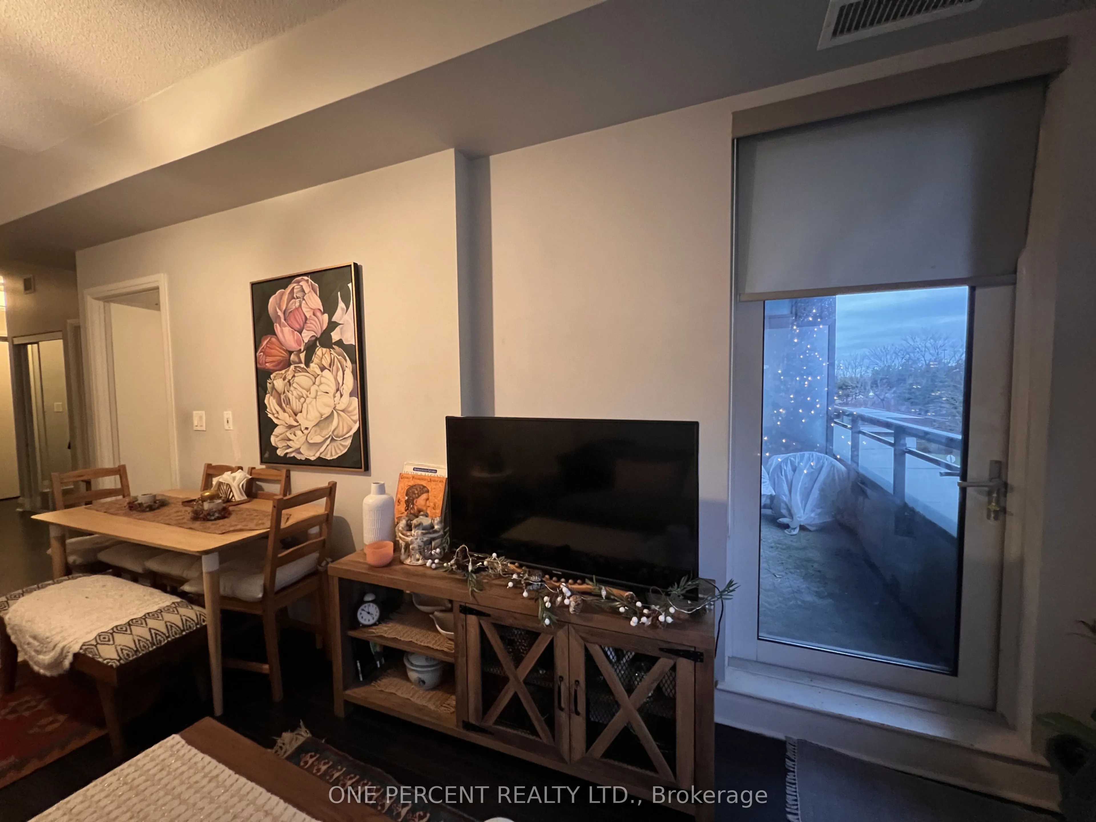 17 Kenaston Gardens #311