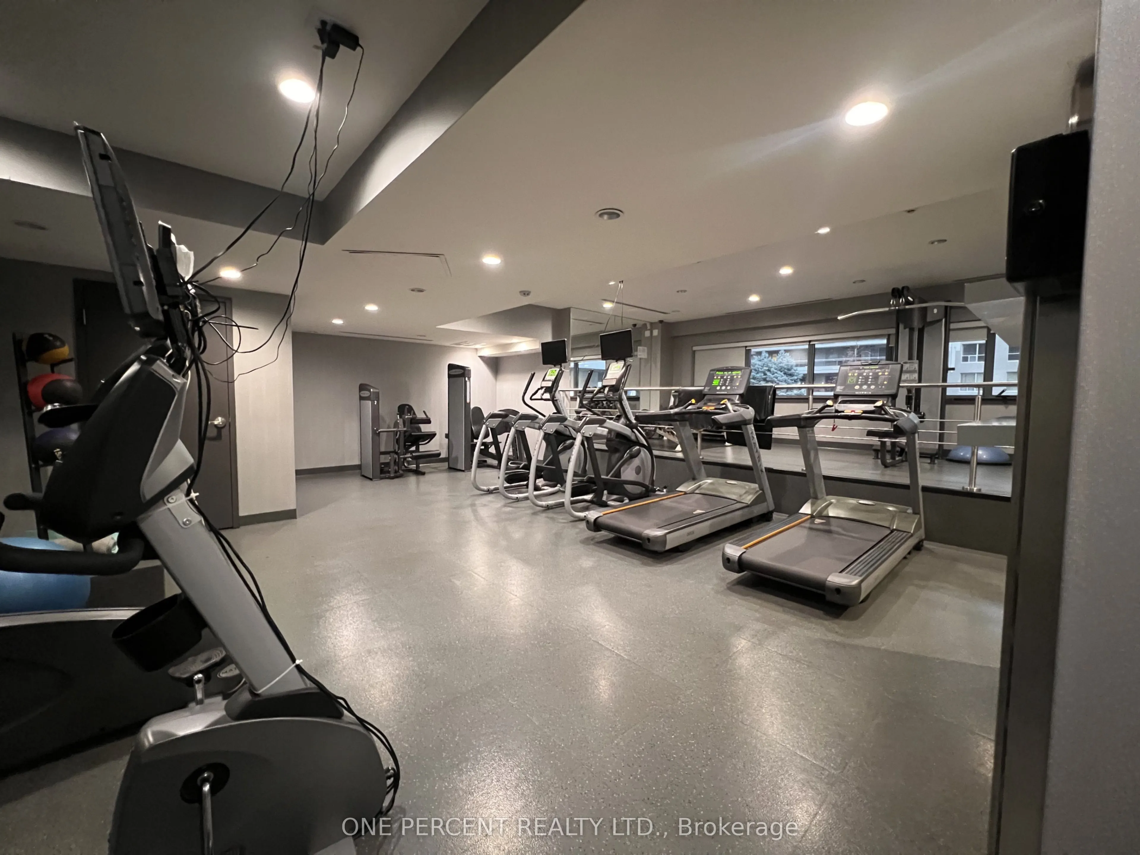 17 Kenaston Gardens #311