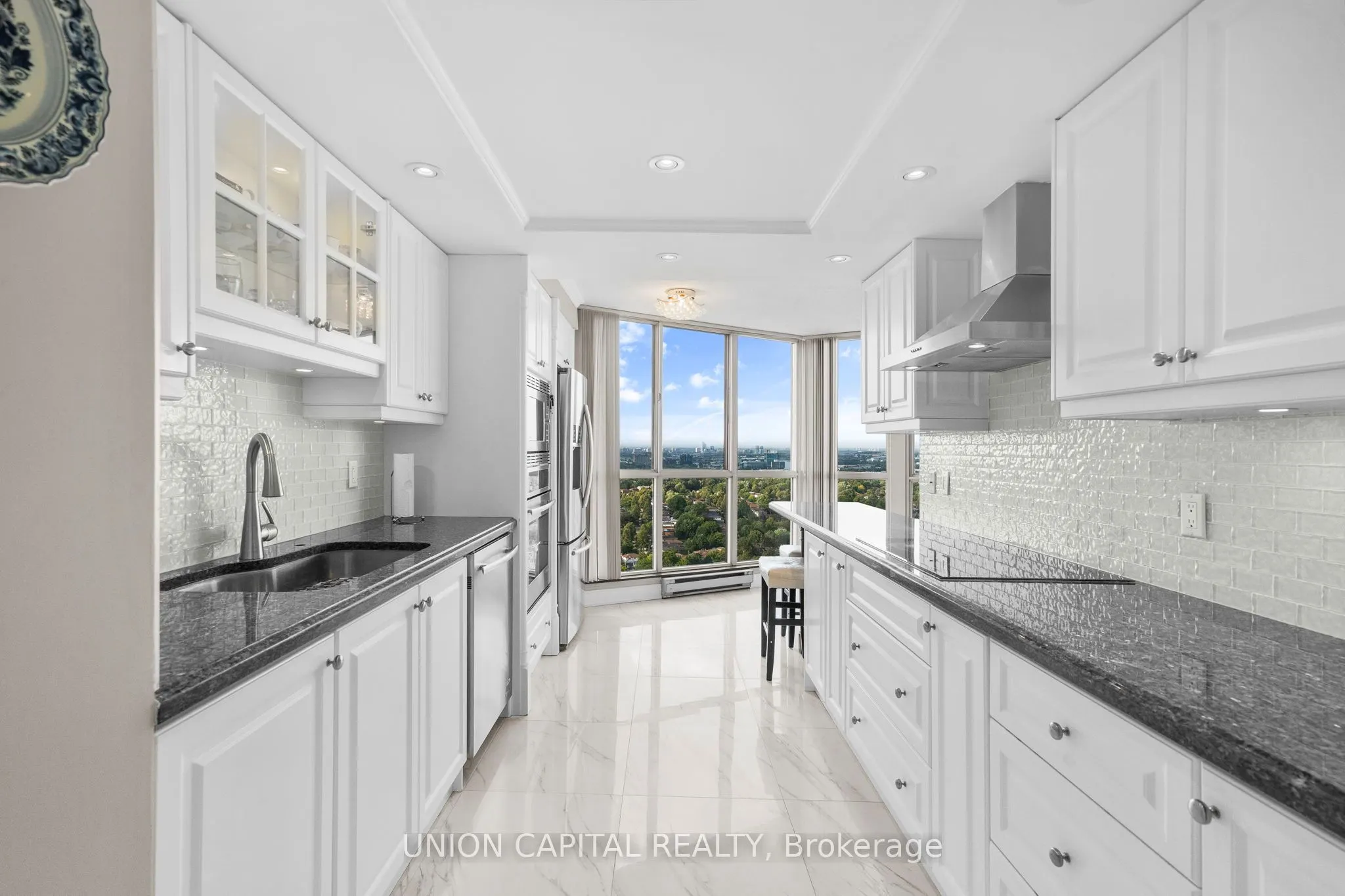 85 Skymark Drive #2405
