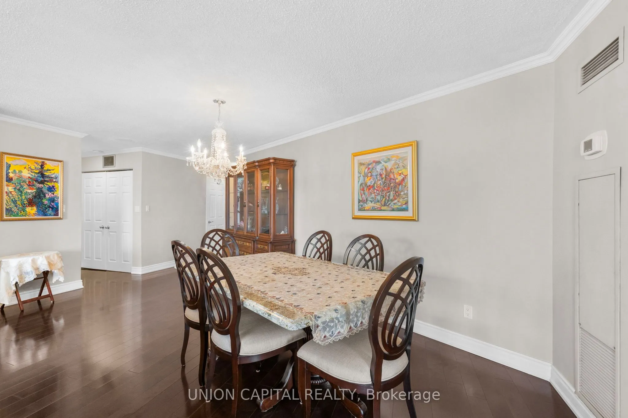 85 Skymark Drive #2405