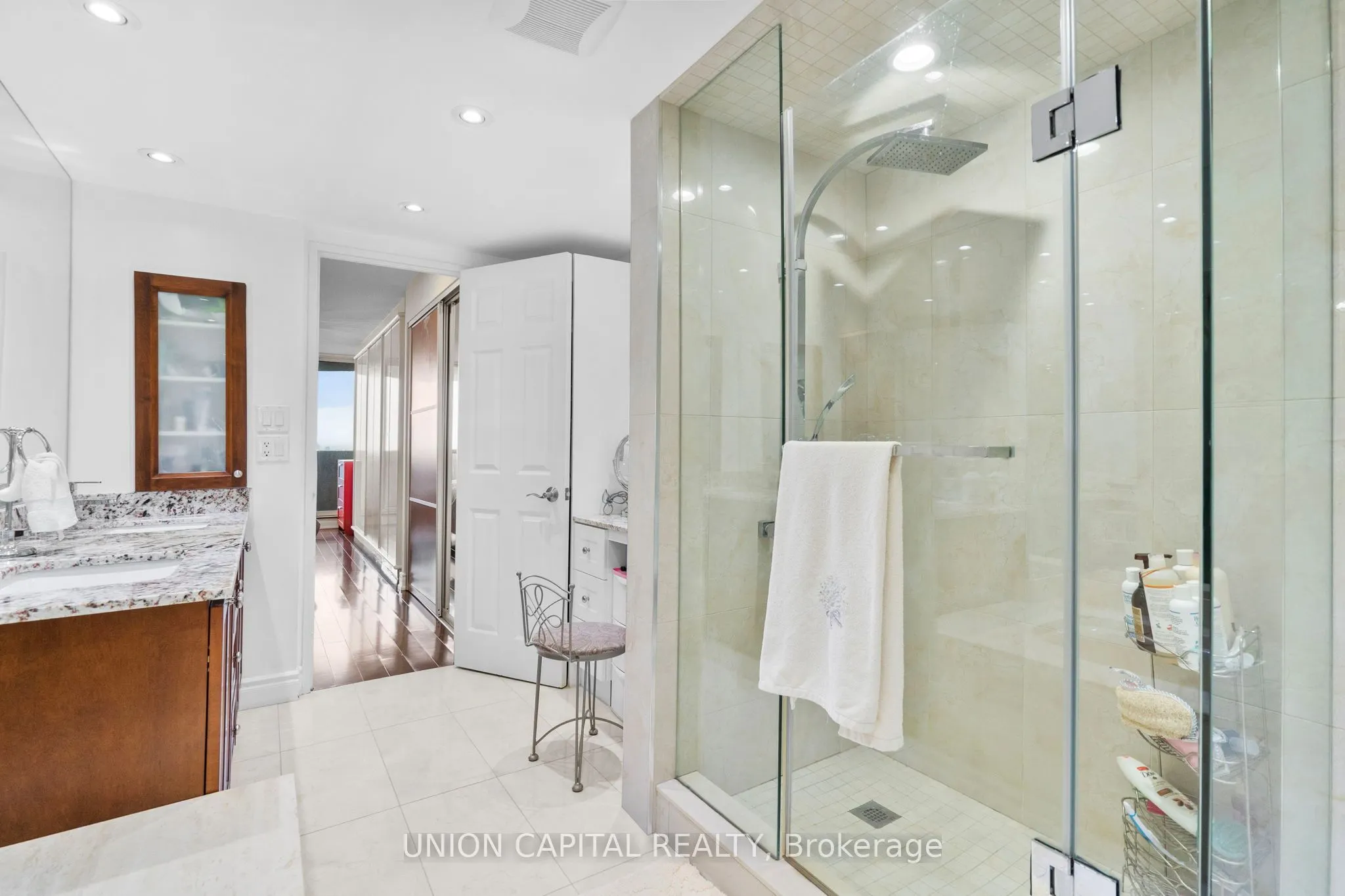 85 Skymark Drive #2405