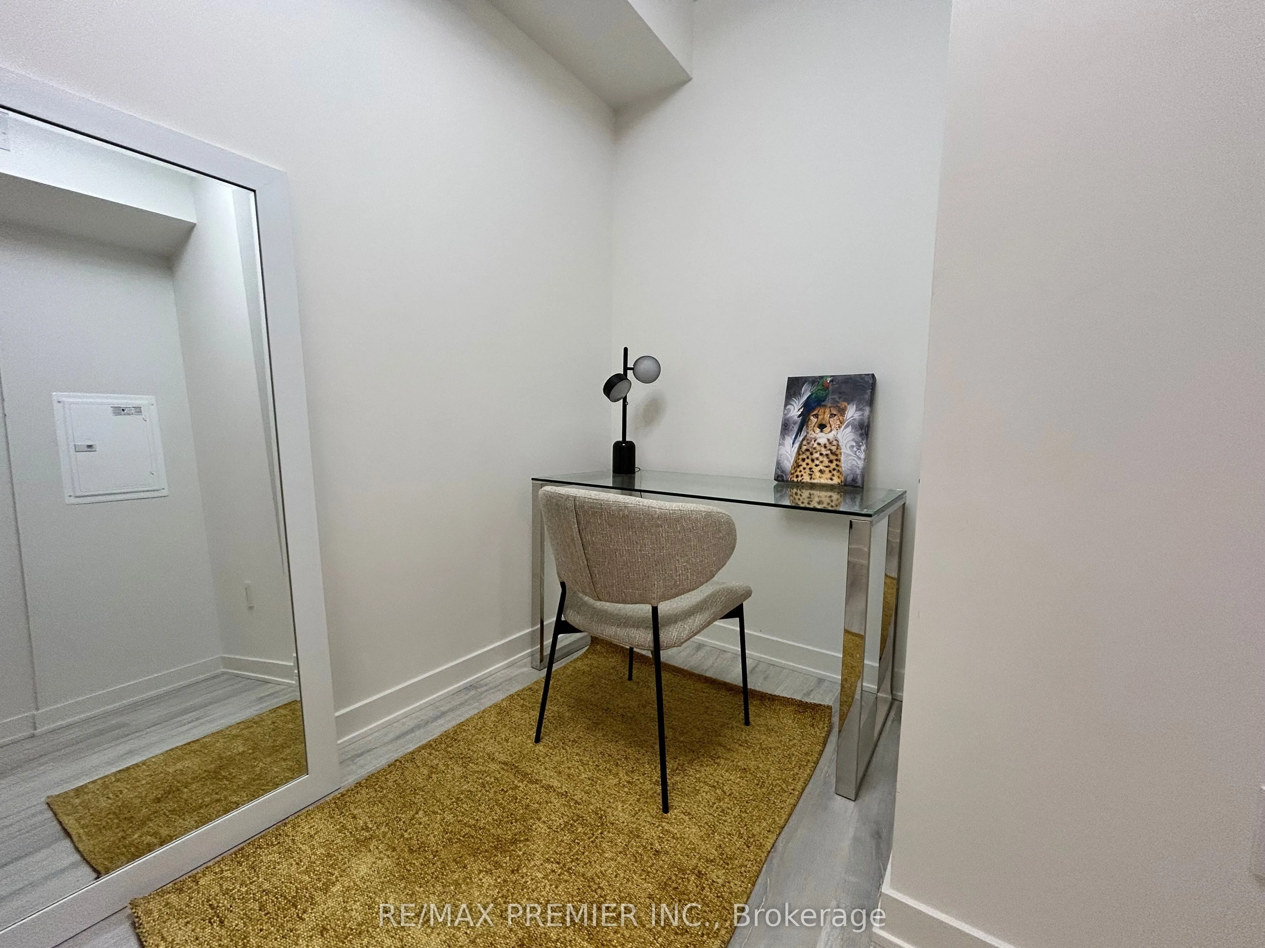 70 Princess Street #1627