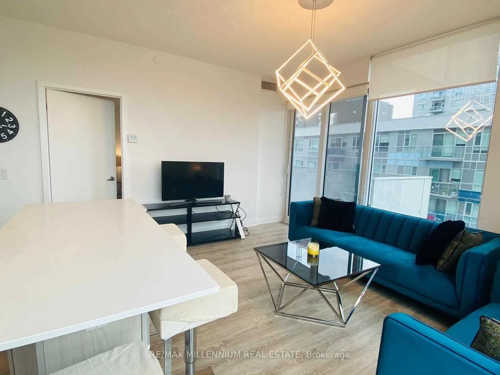 20 Tubman Avenue #809