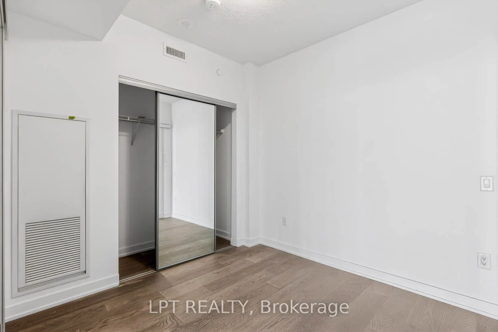20 O'Neill Road #536