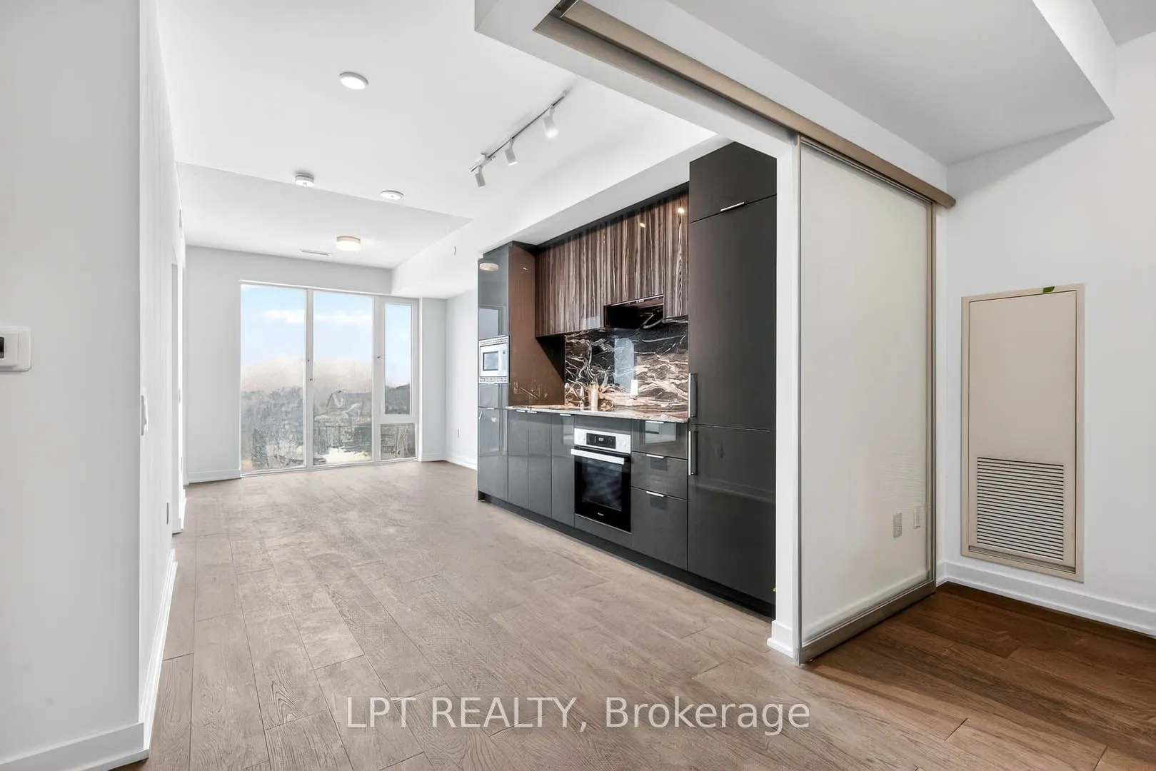20 O'Neill Road #536
