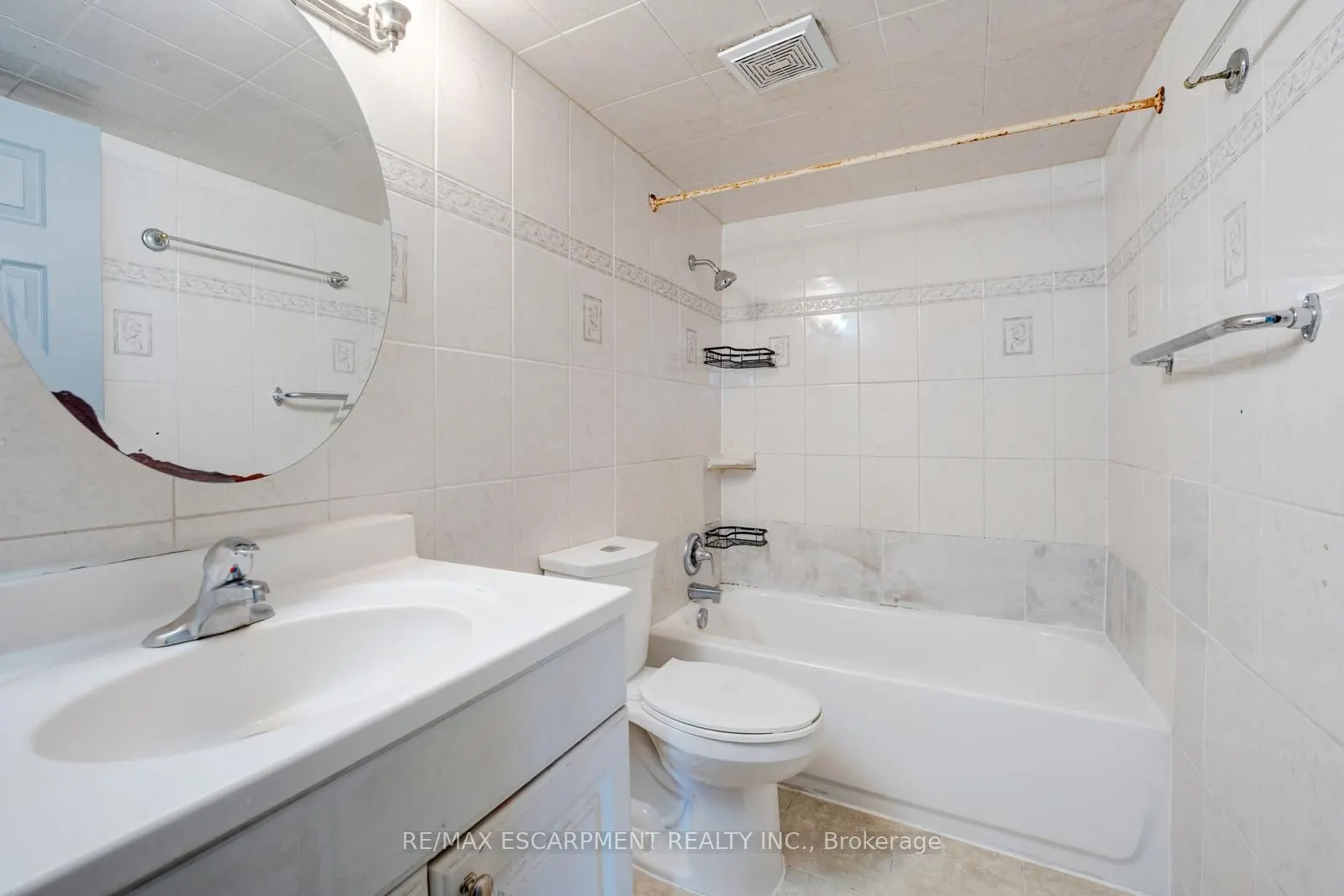 10 Edgecliff Golfway #206
