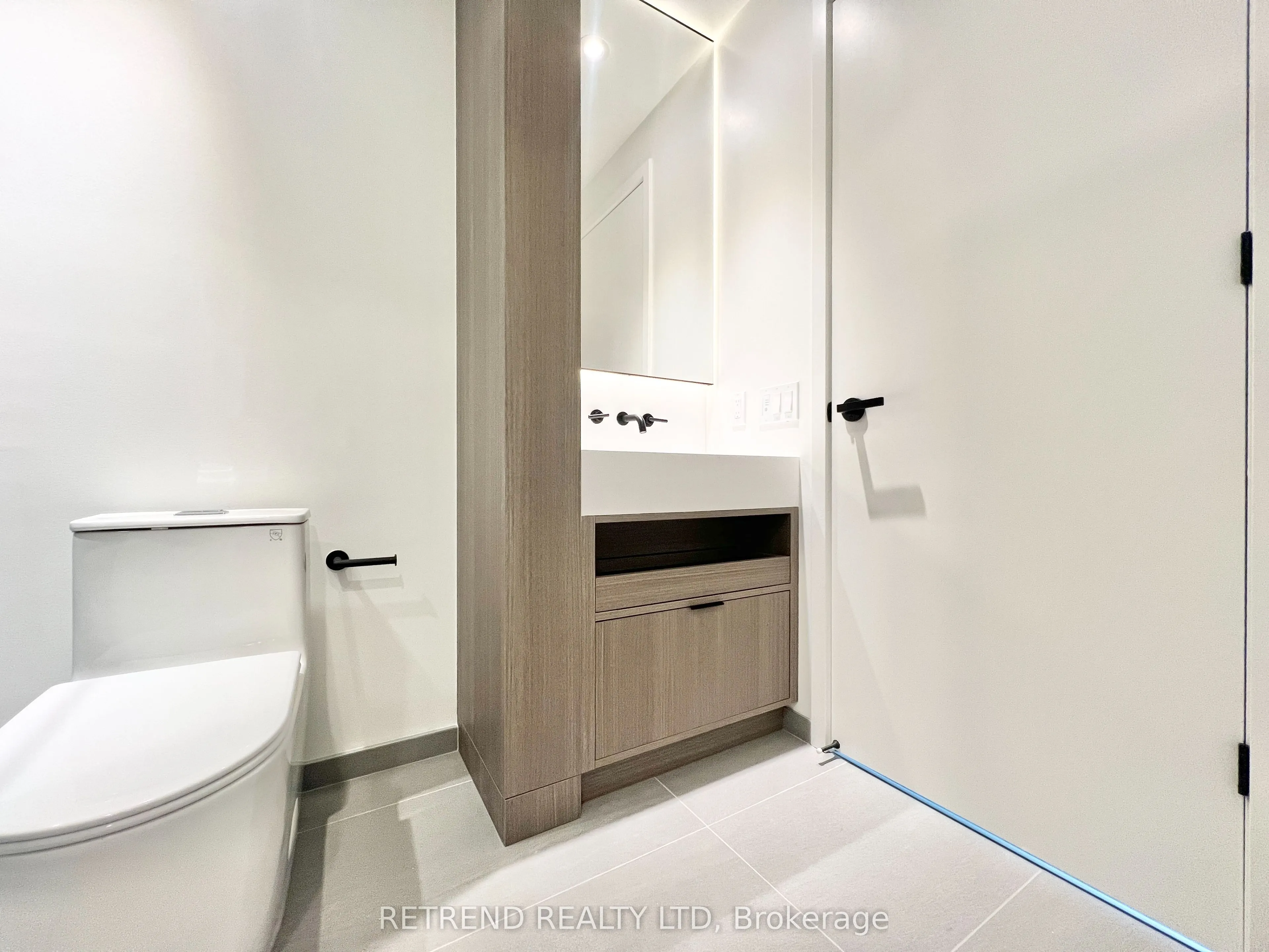55 Charles Street E #1912