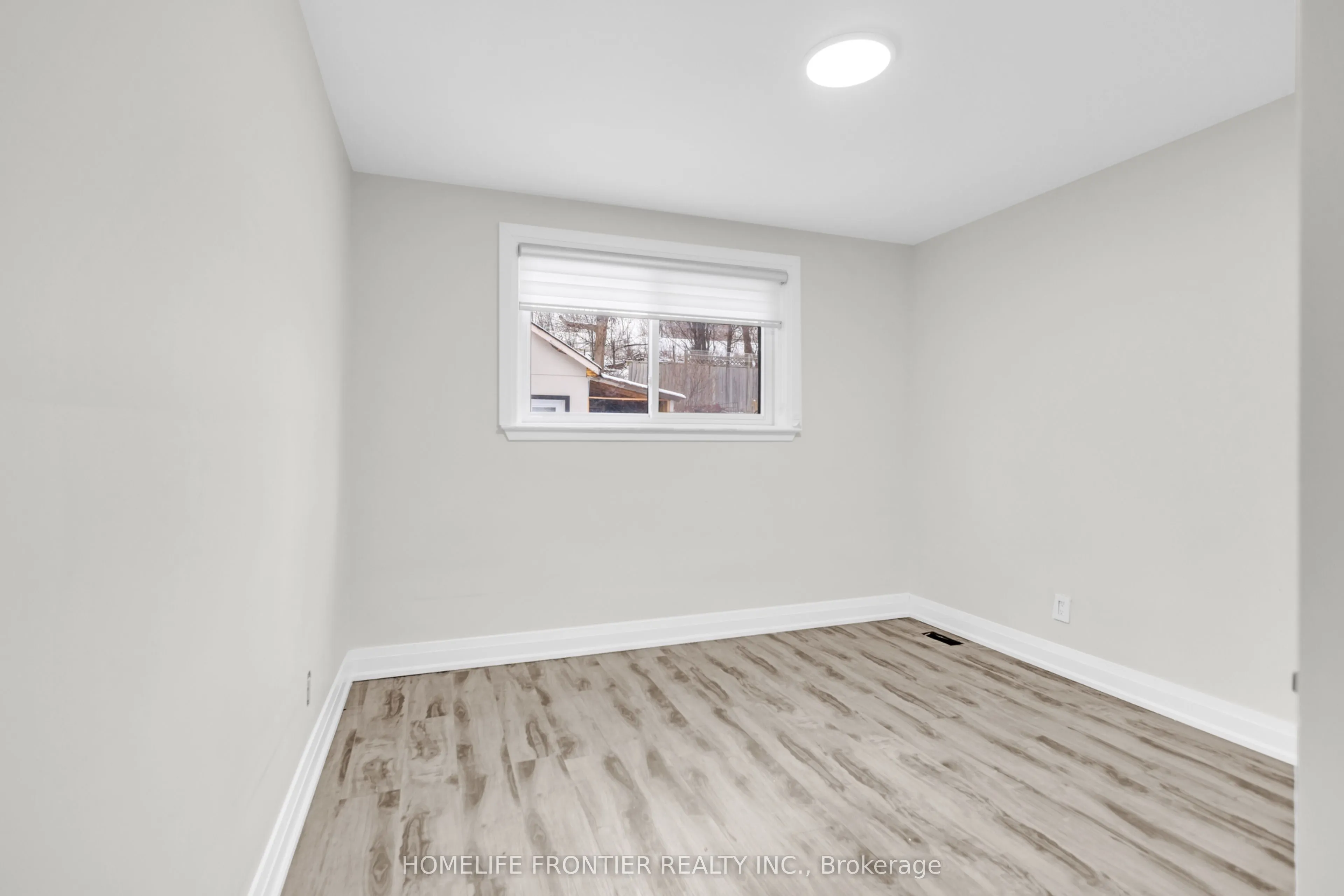 61 Sundial Crescent