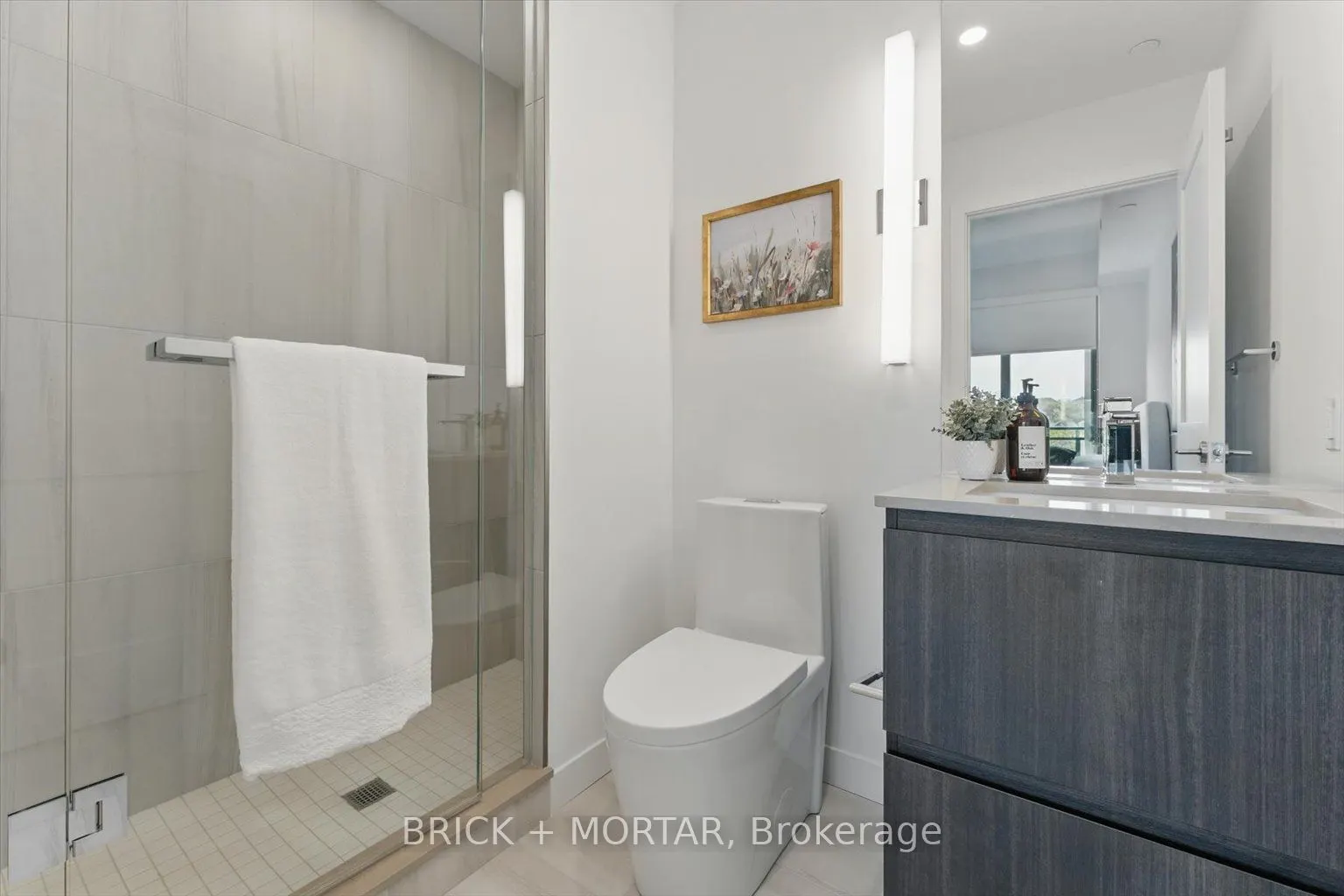 1 Hillsdale Avenue W #406