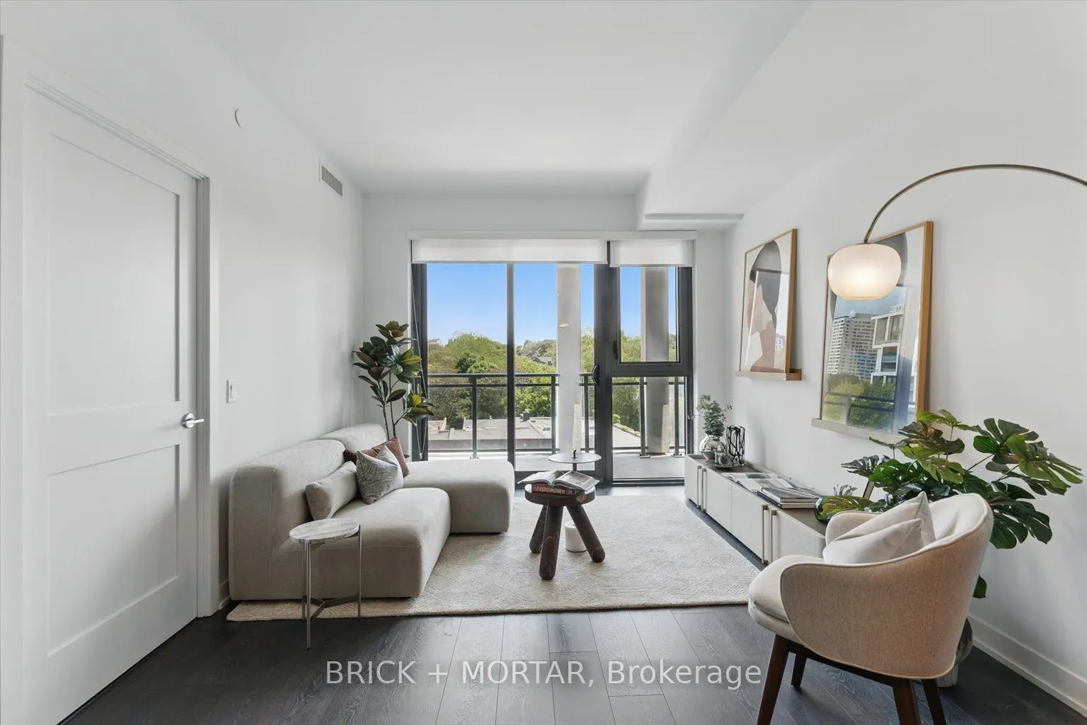 1 Hillsdale Avenue W #406