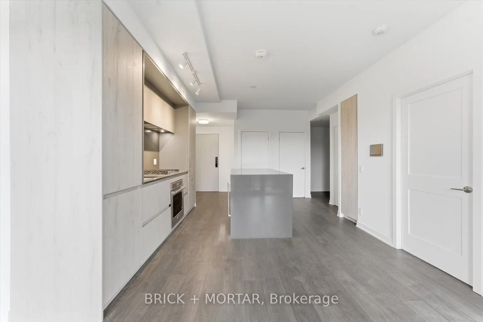 1 Hillsdale Avenue W #301