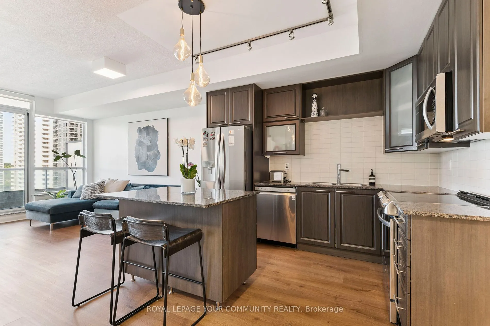 500 Sherbourne Street #1311