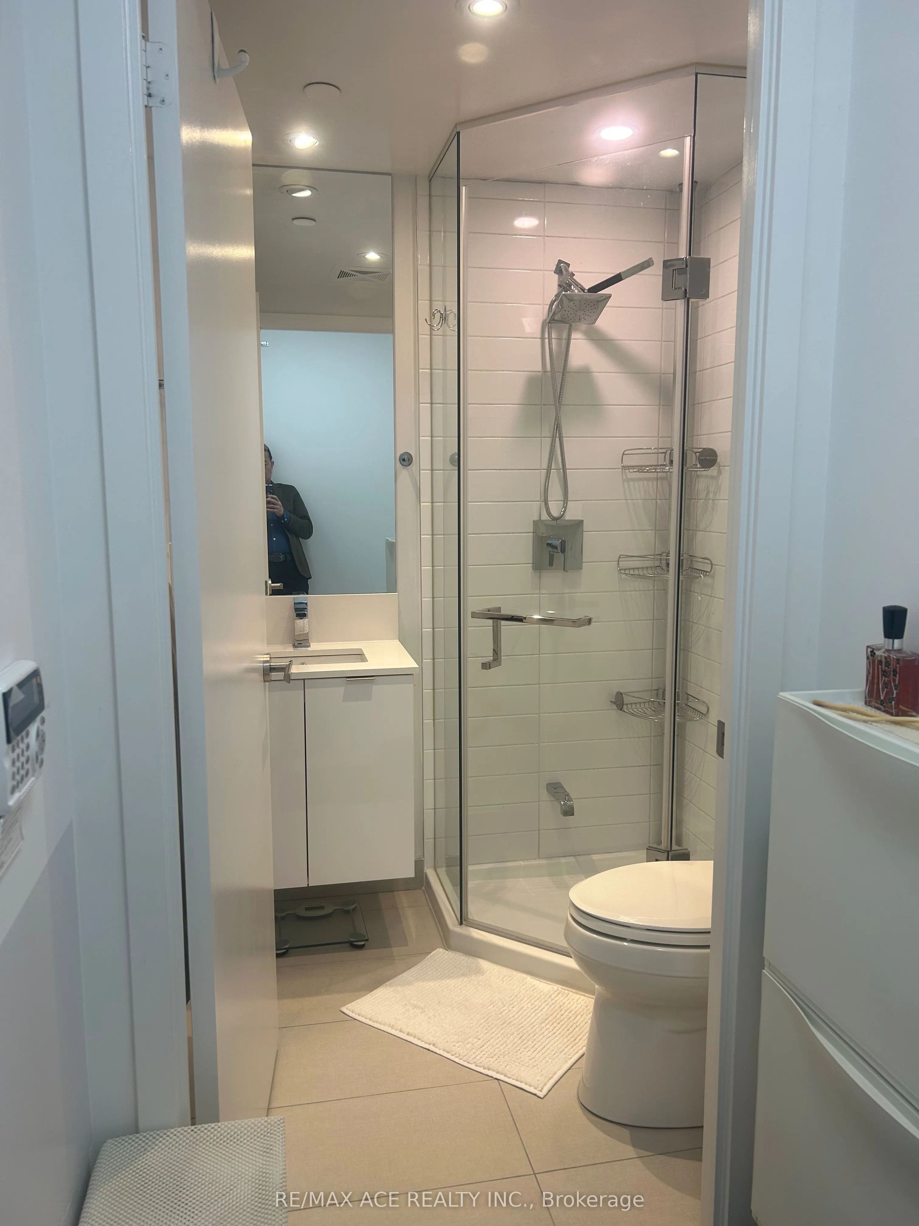 195 Redpath Avenue #2314