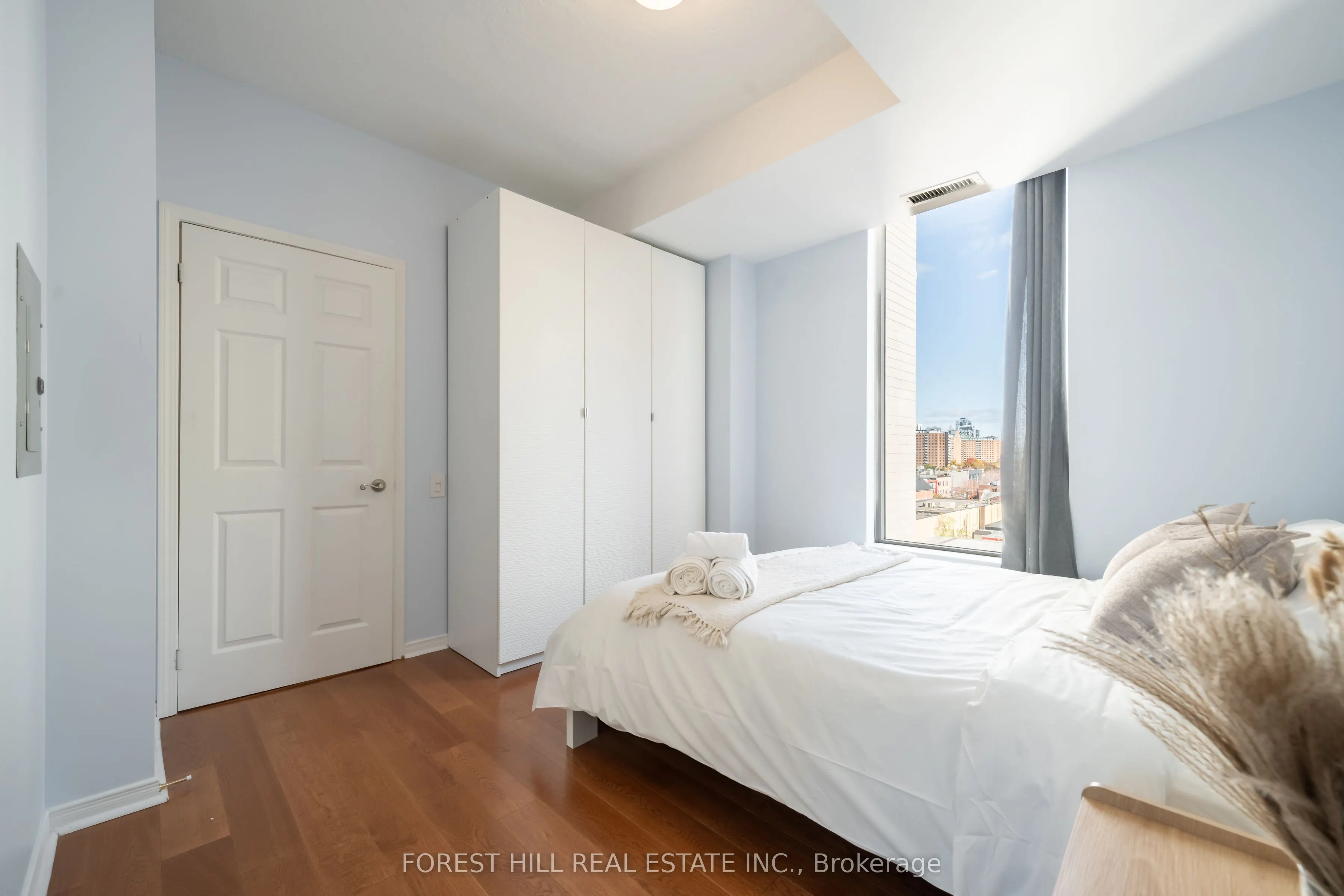 115 Richmond Street E #701