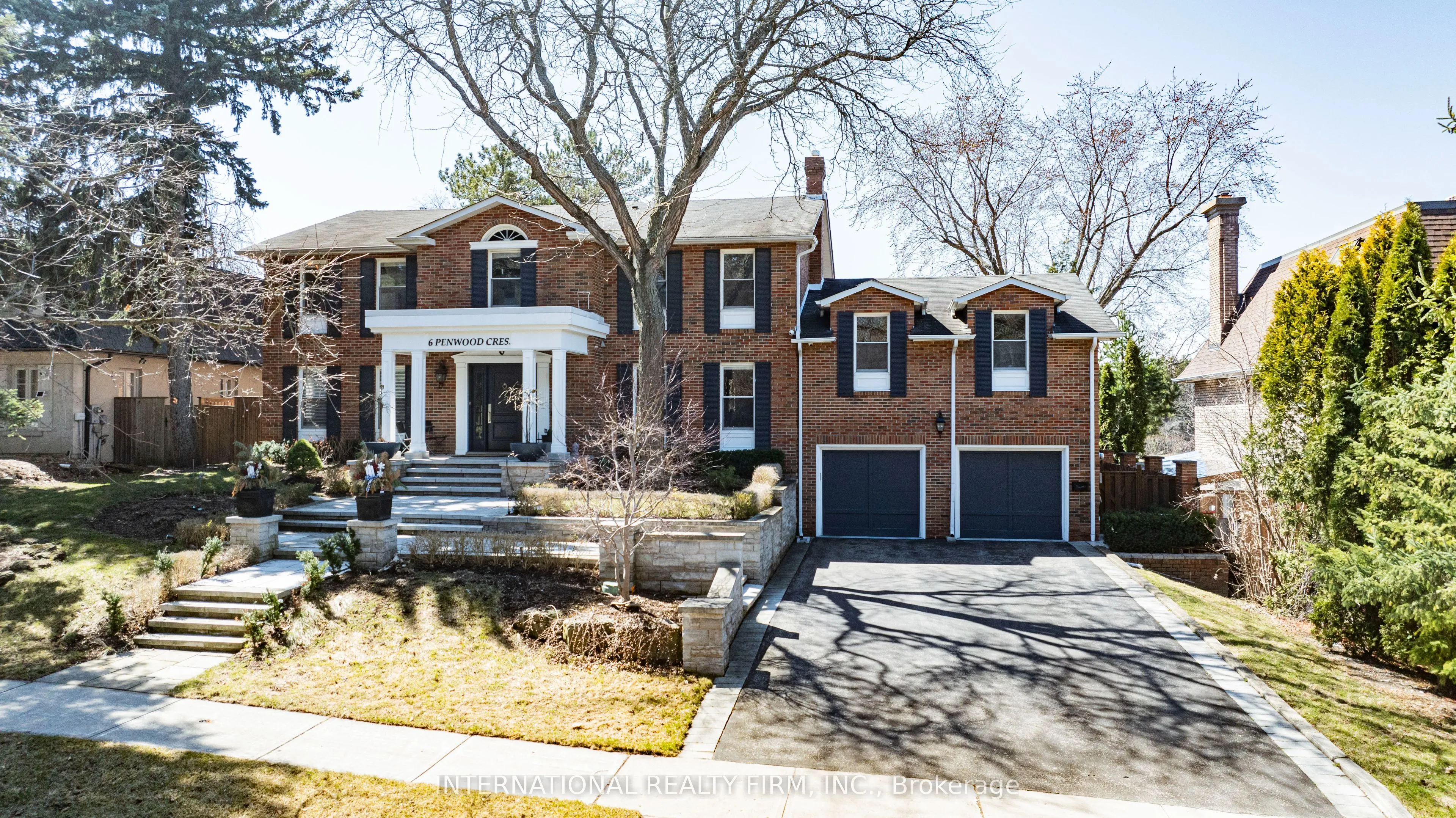 6 Penwood Crescent