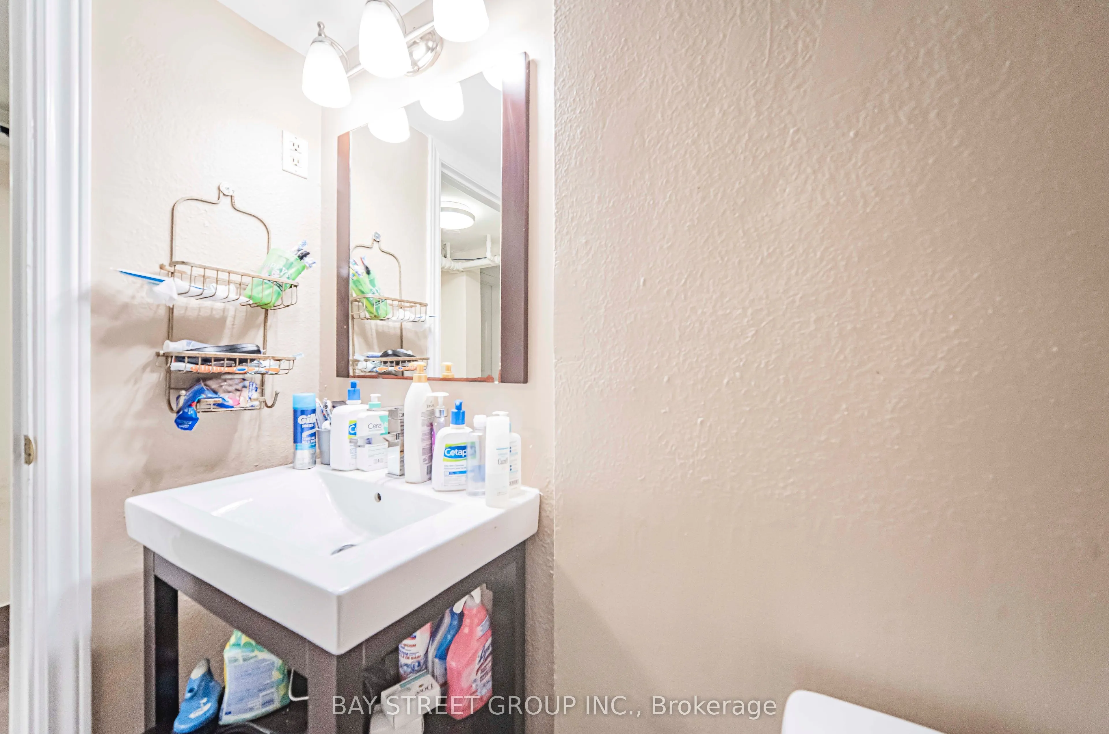 65 Spadina Road