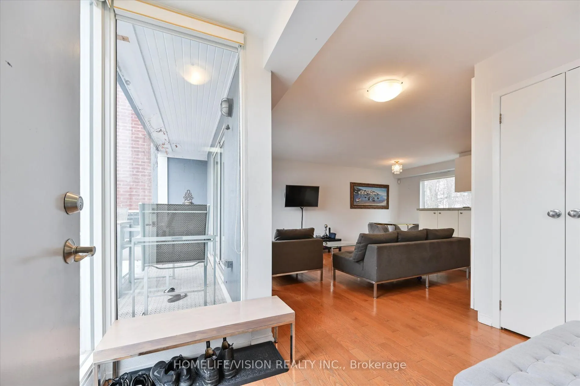 400 Summerhill Avenue