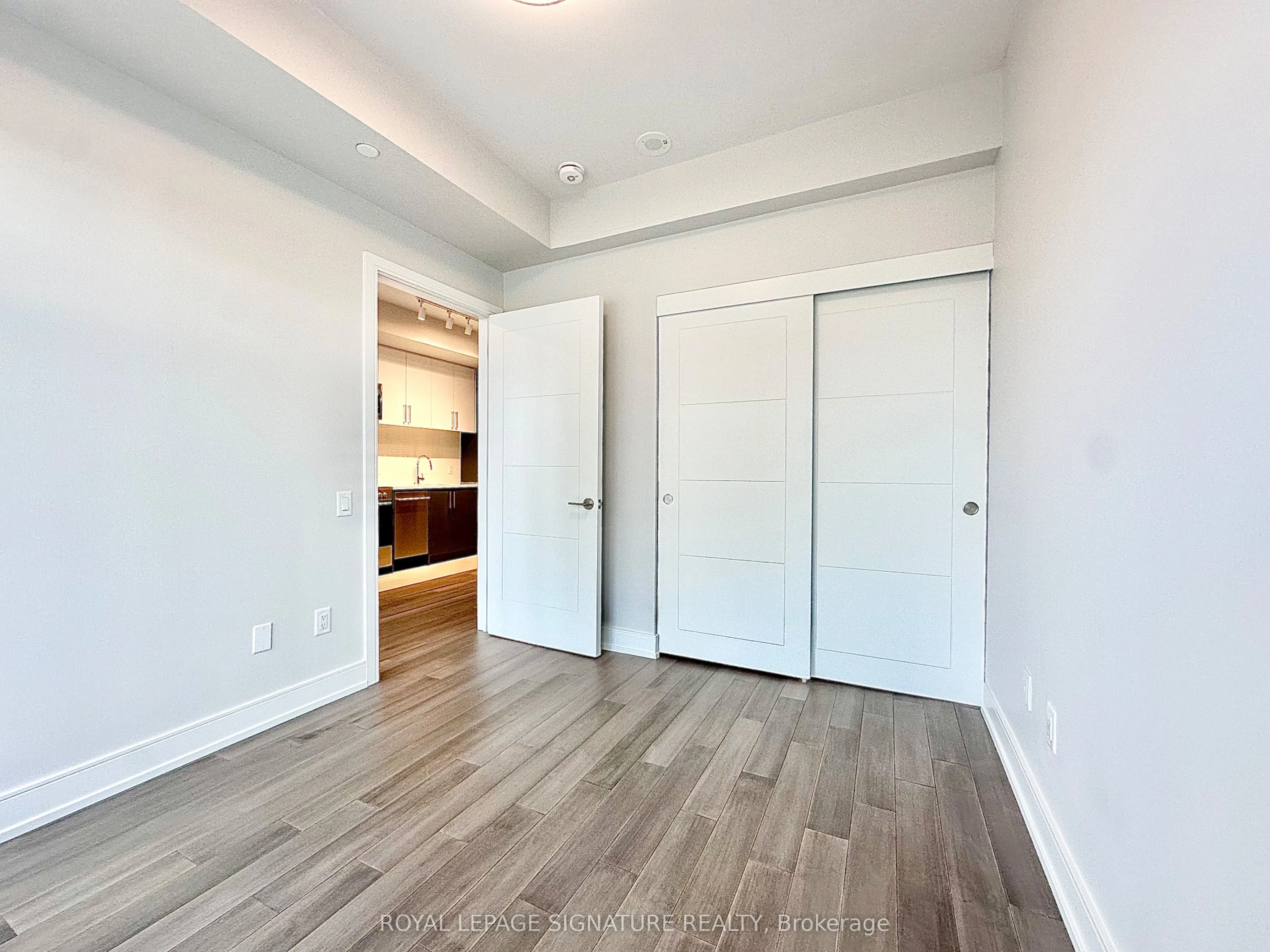 2525 Bathurst Street #905