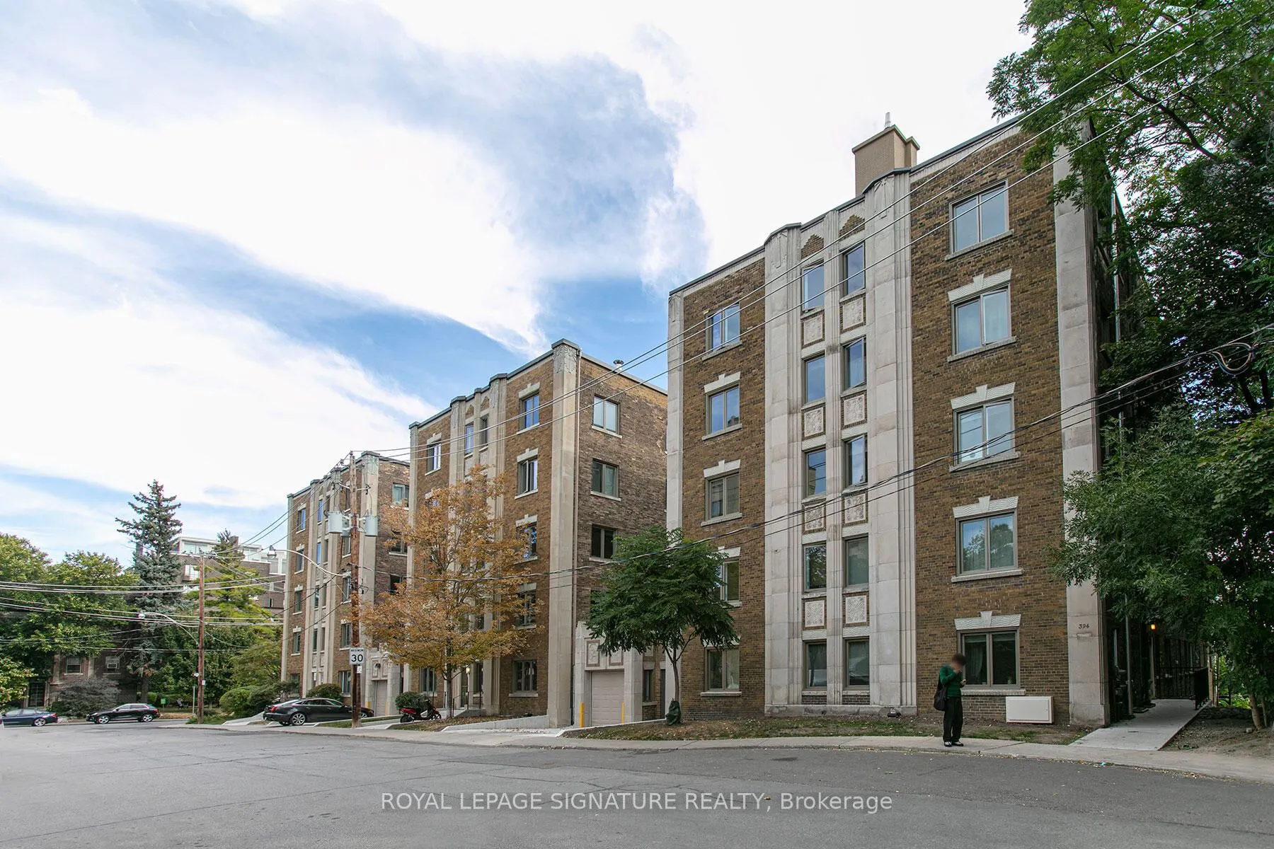 394 Avenue Road #304