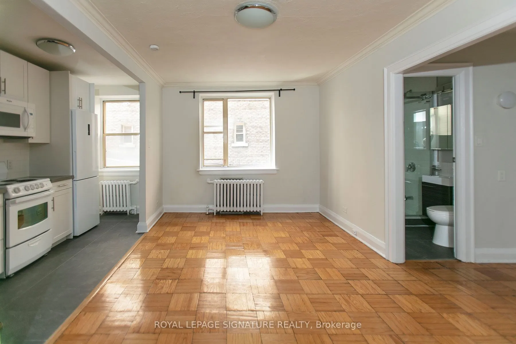 394 Avenue Road #304