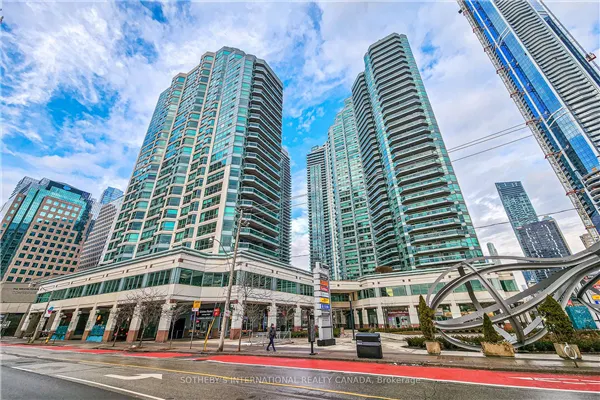 10 Queens Quay W #712