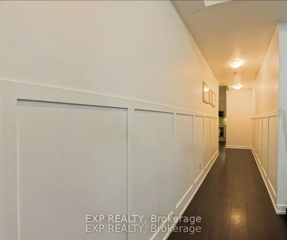 297 College Street #608