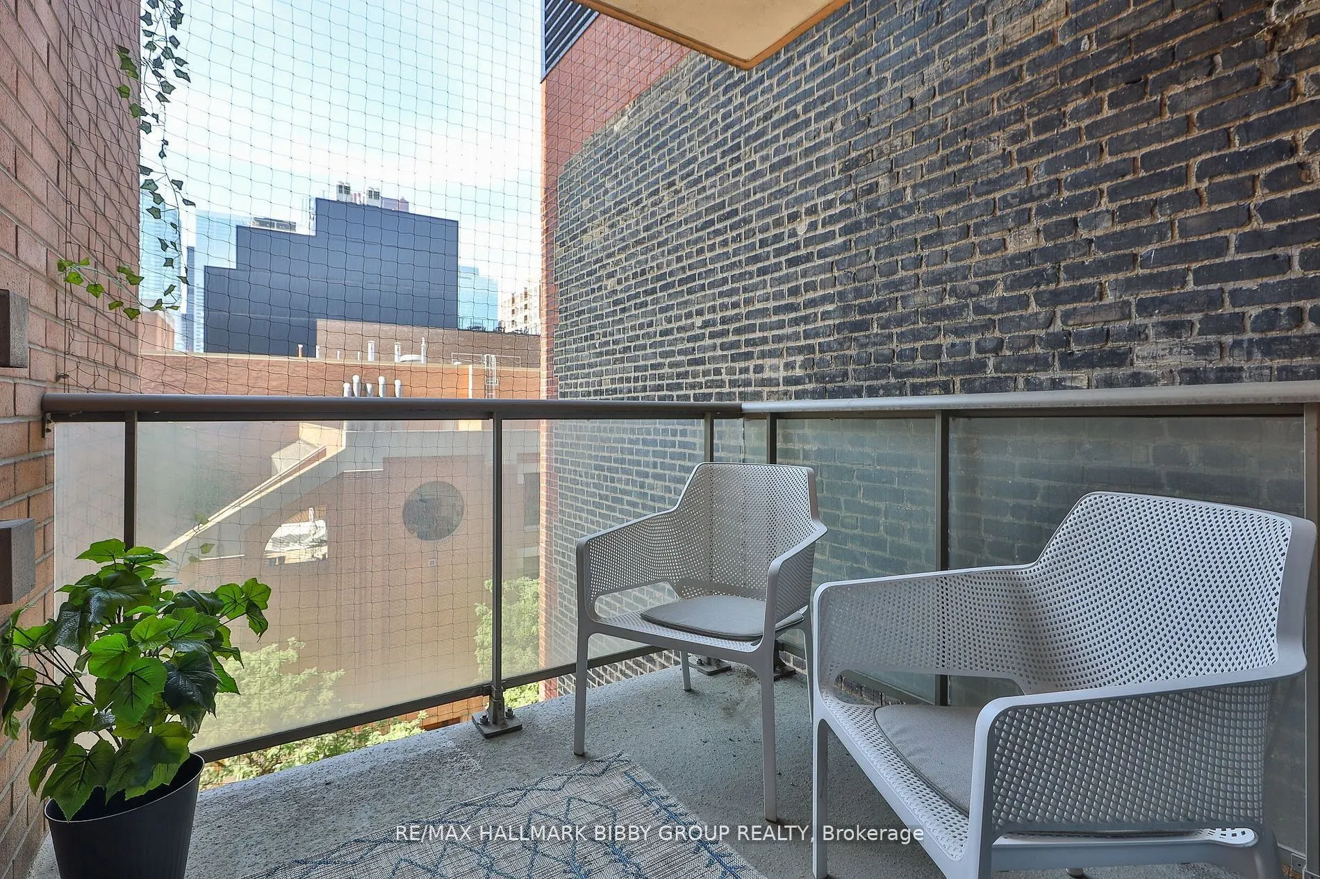 159 Frederick Street #601