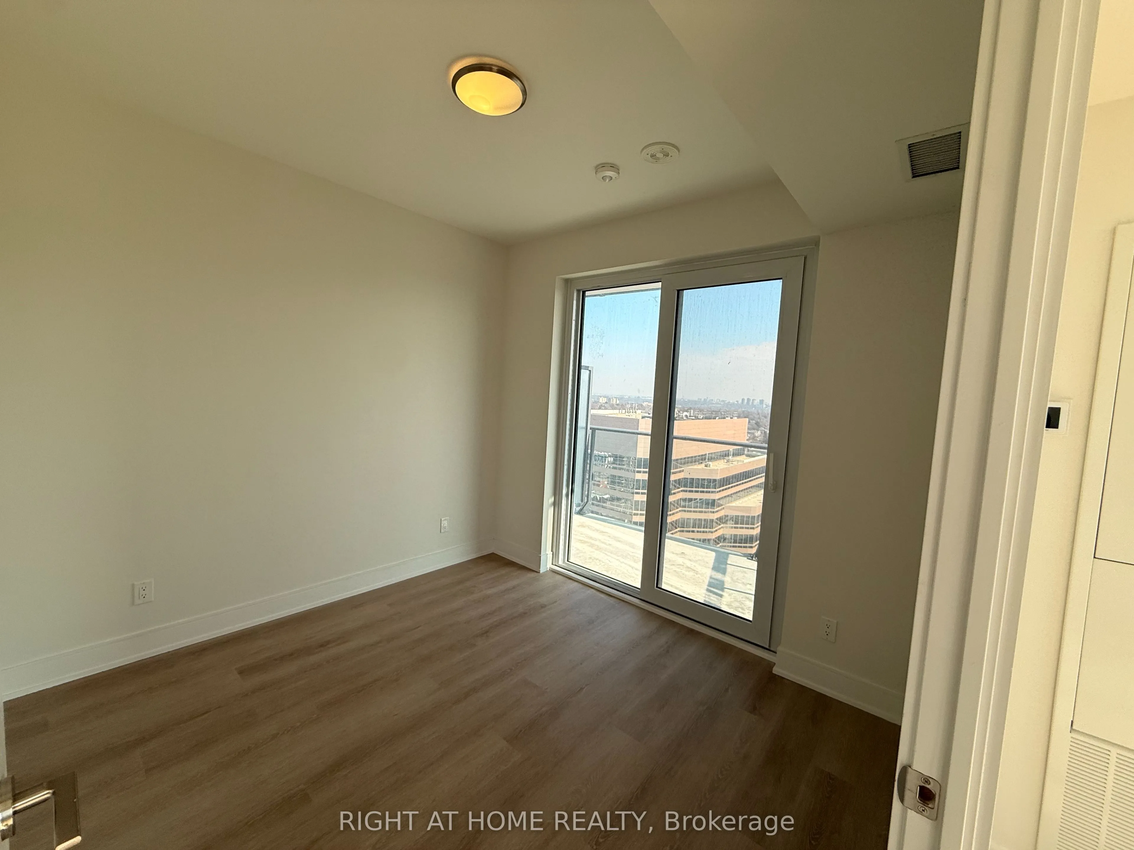 15 Ellerslie Avenue #2202