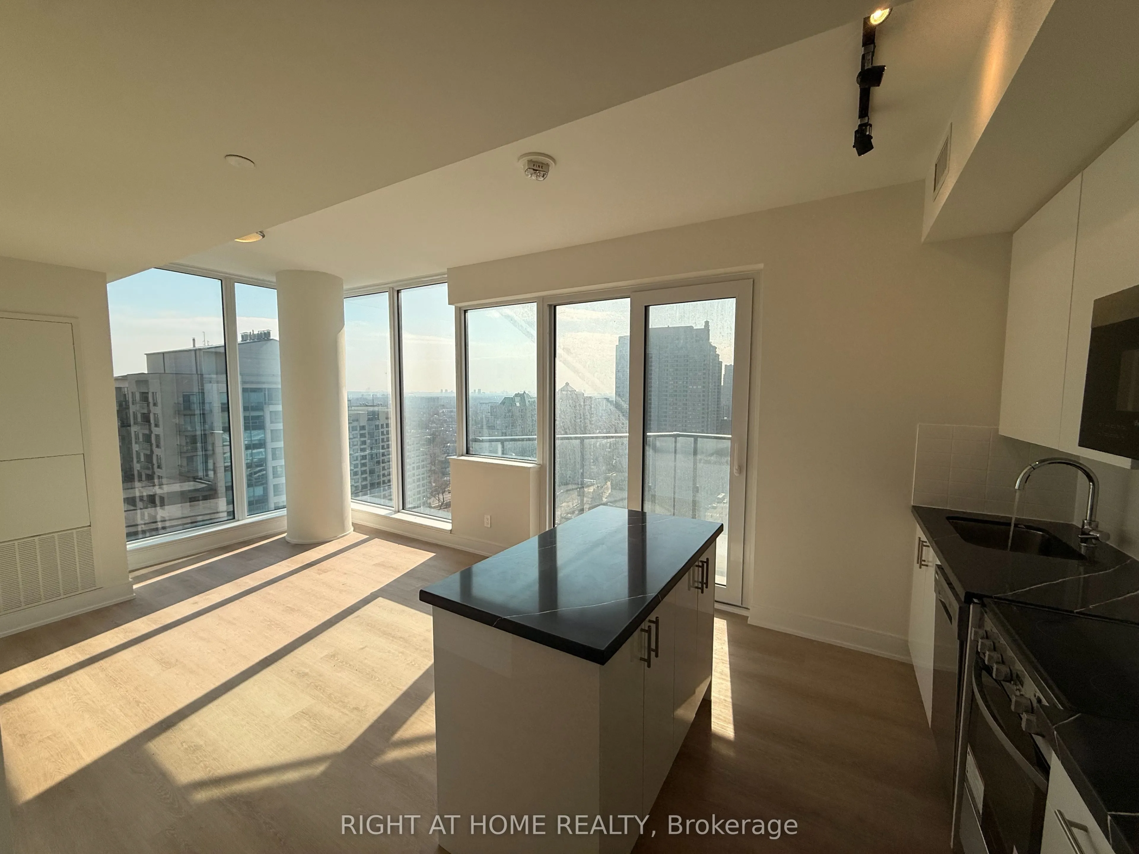 15 Ellerslie Avenue #2202