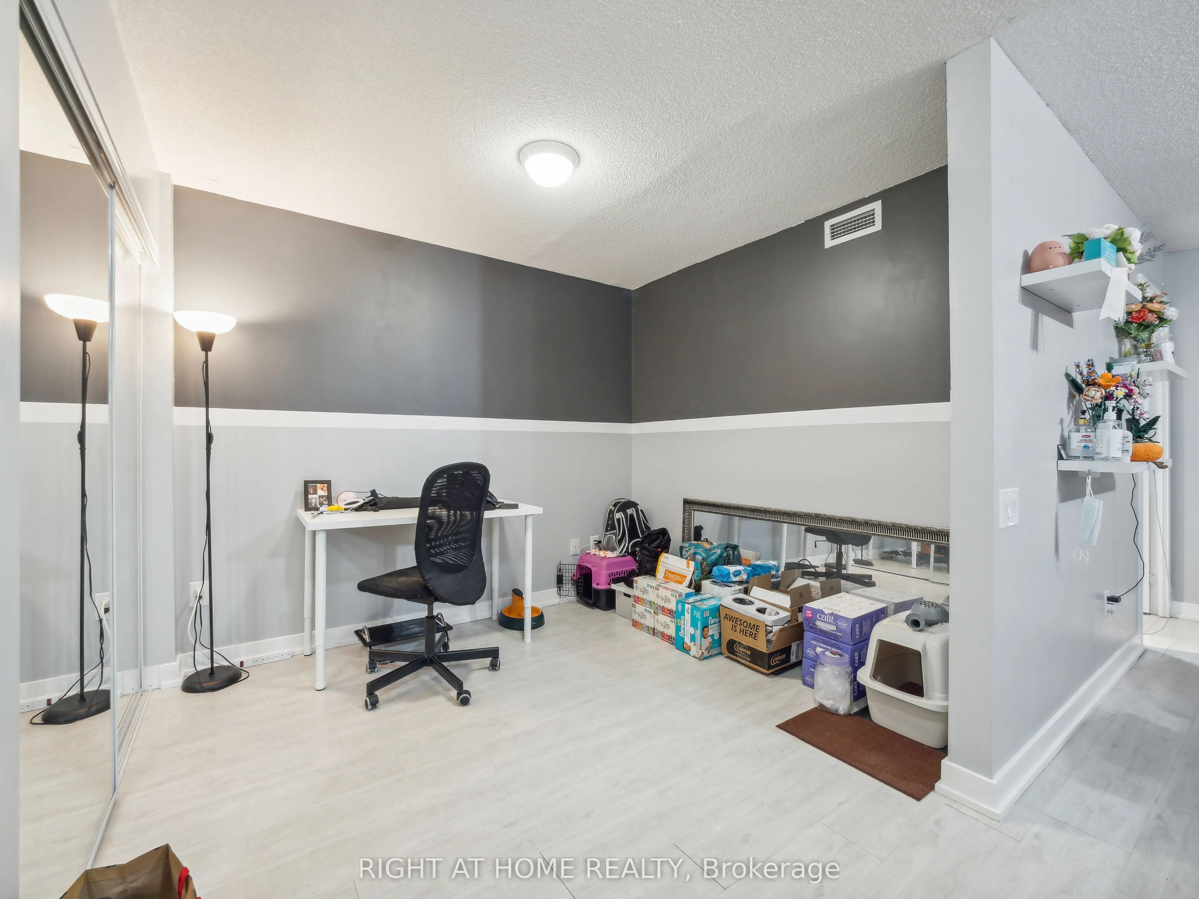 19 Singer Court #1701B