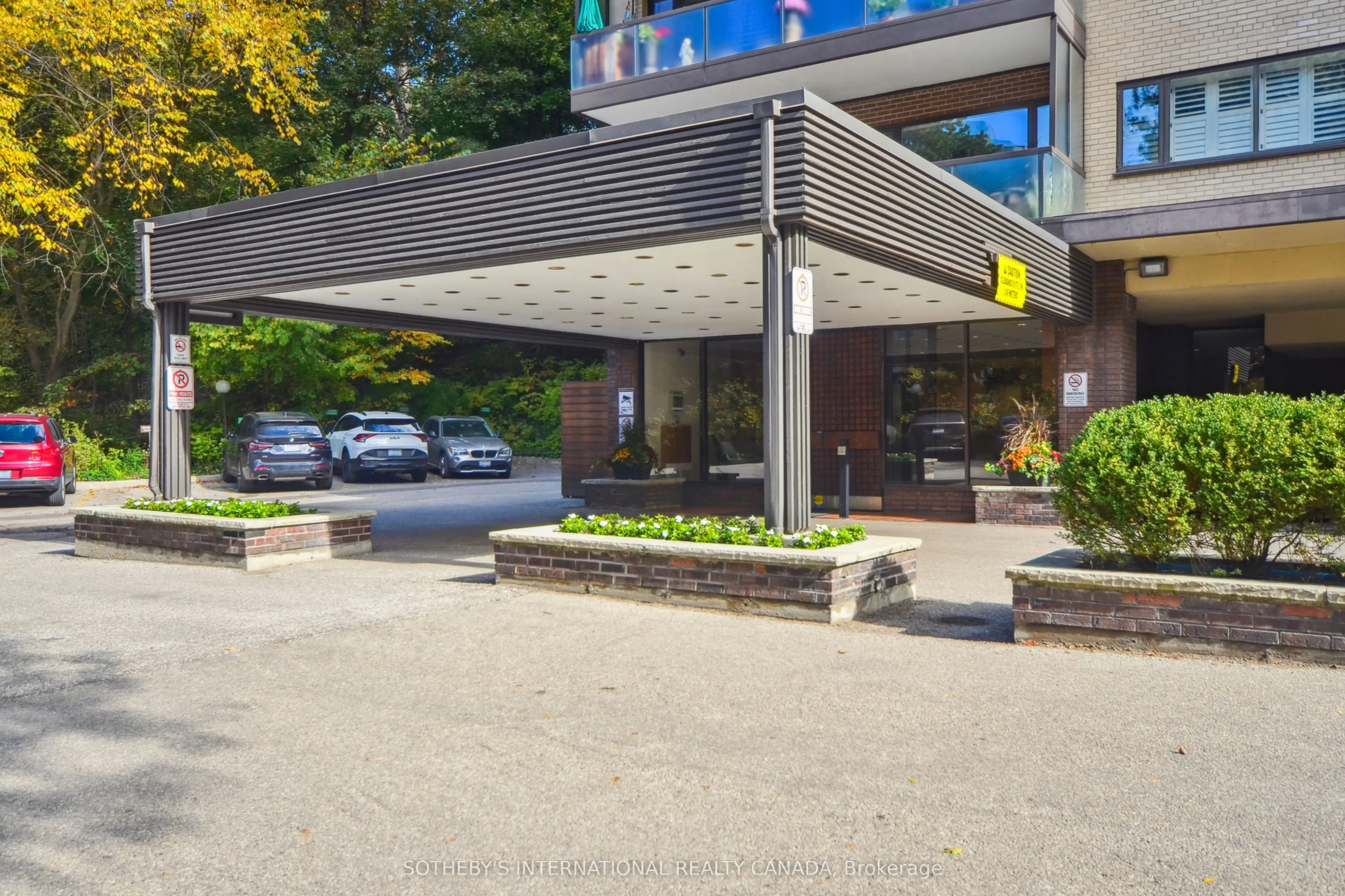 120 Rosedale Valley Road #512