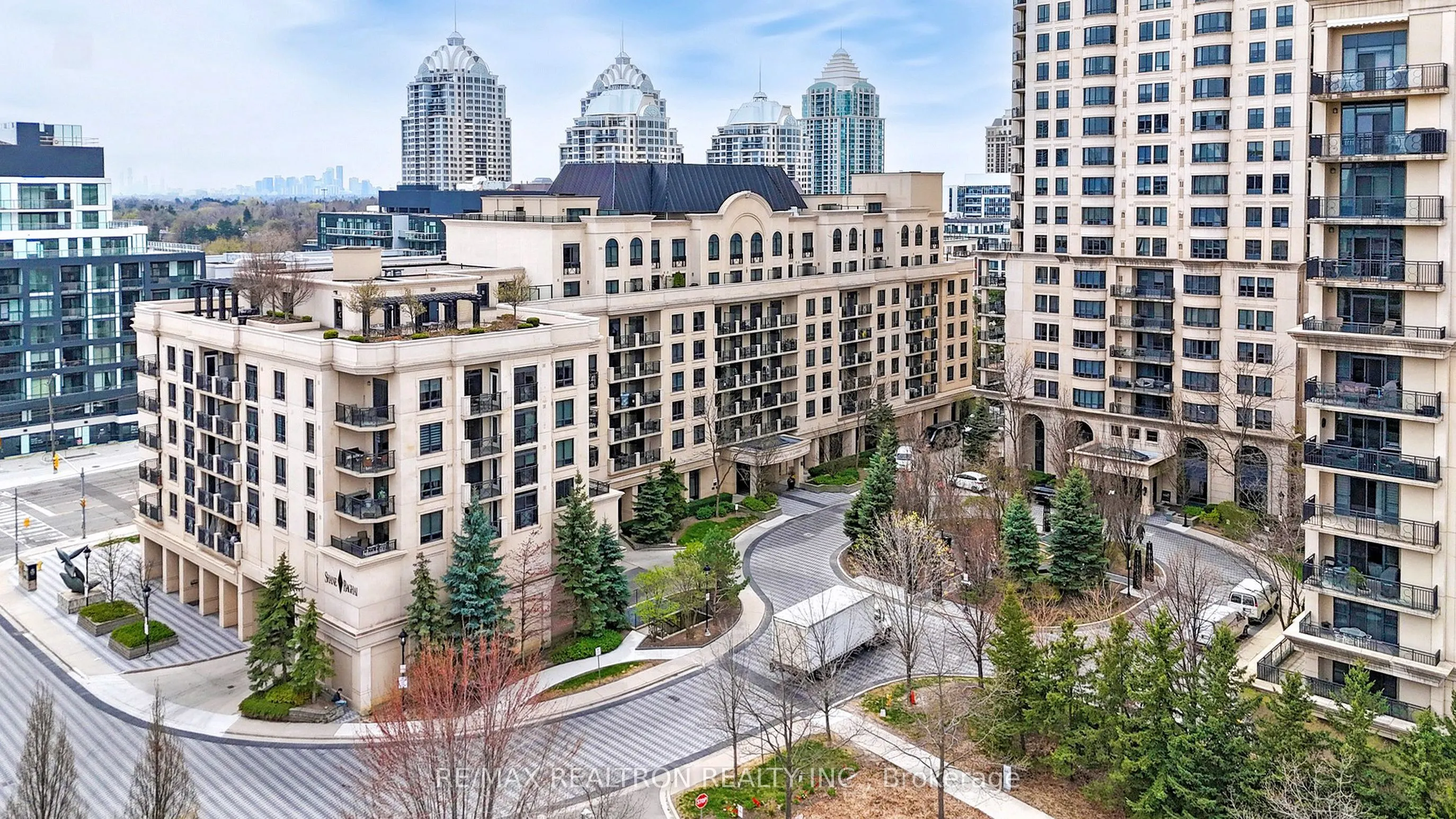 650 Sheppard Avenue E #412