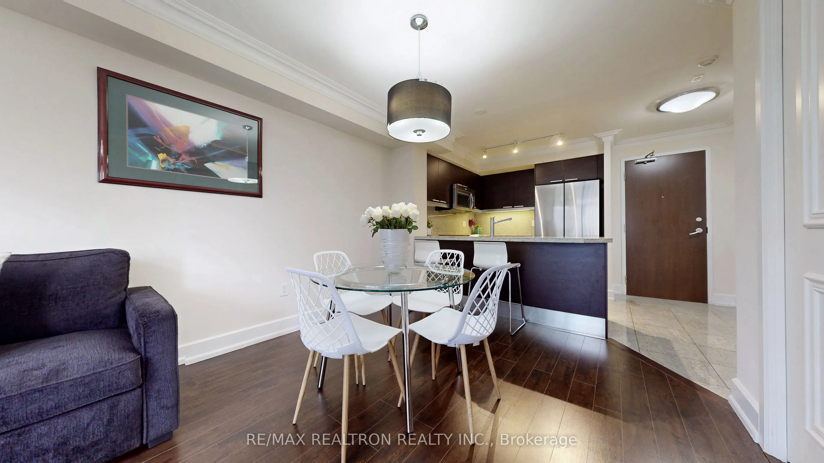 650 Sheppard Avenue E #412