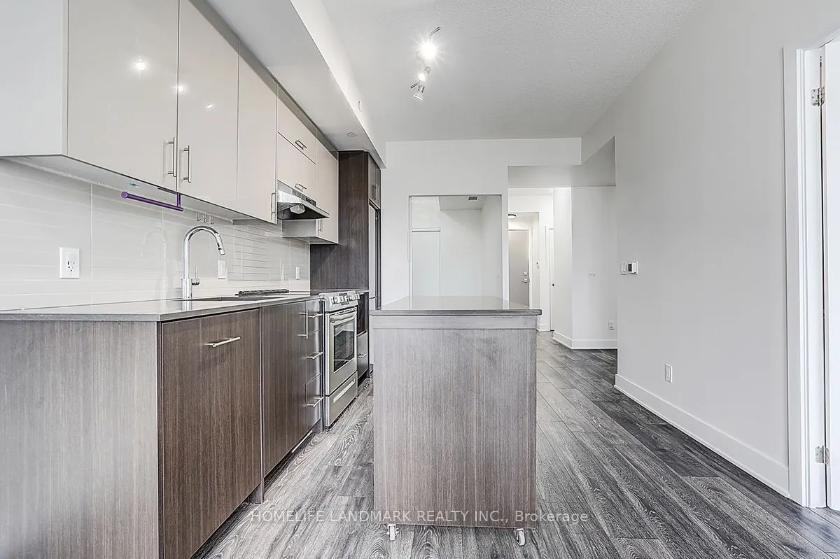 188 Fairview Mall Drive #309