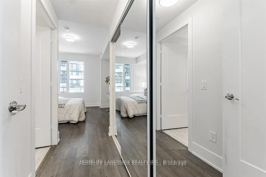 480 Front Street W #914