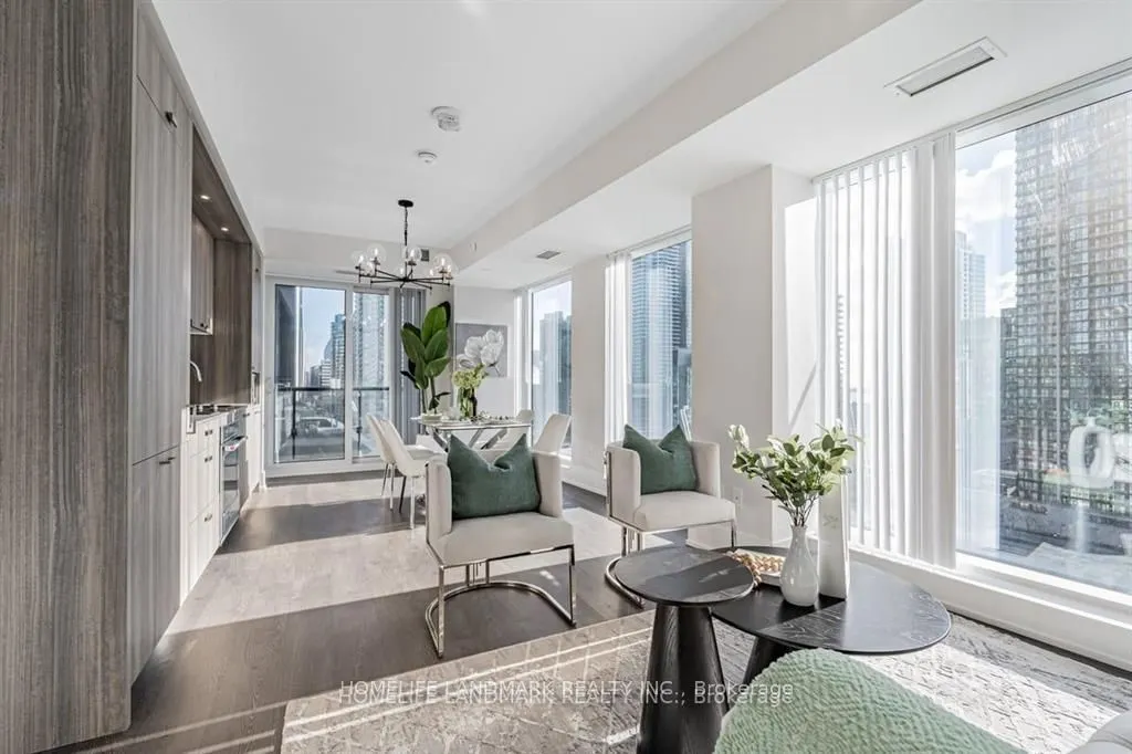 480 Front Street W #914