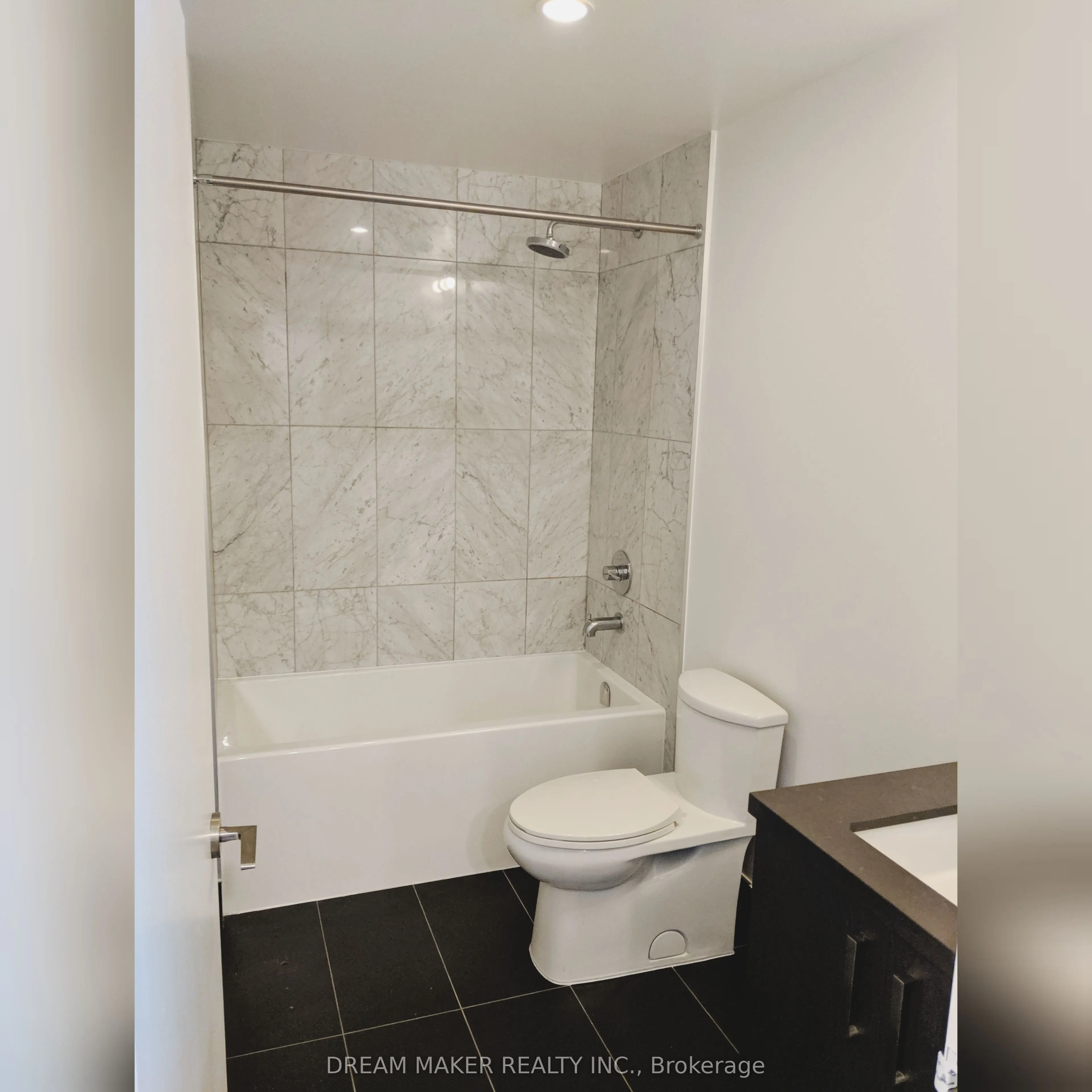 455 Front Street E #4
