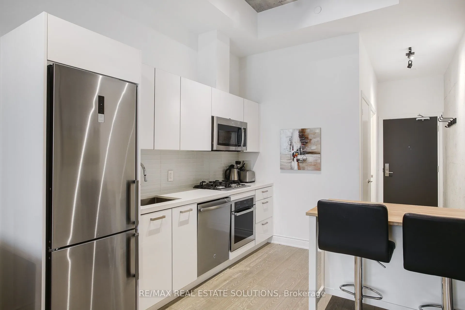 608 Richmond Street W #210