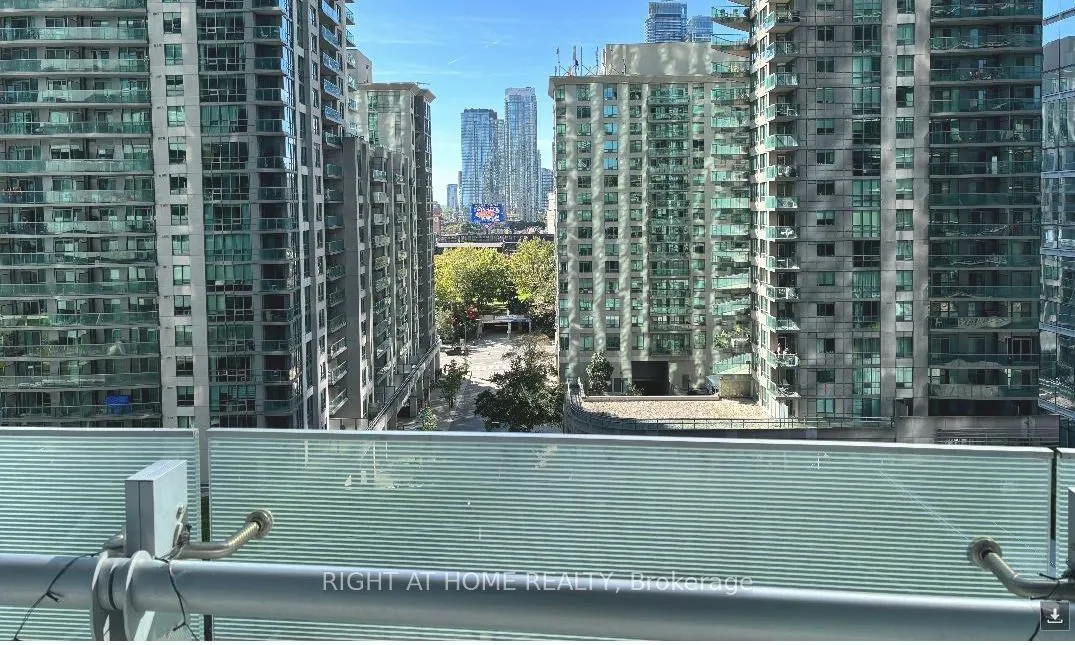 14 York Street #708