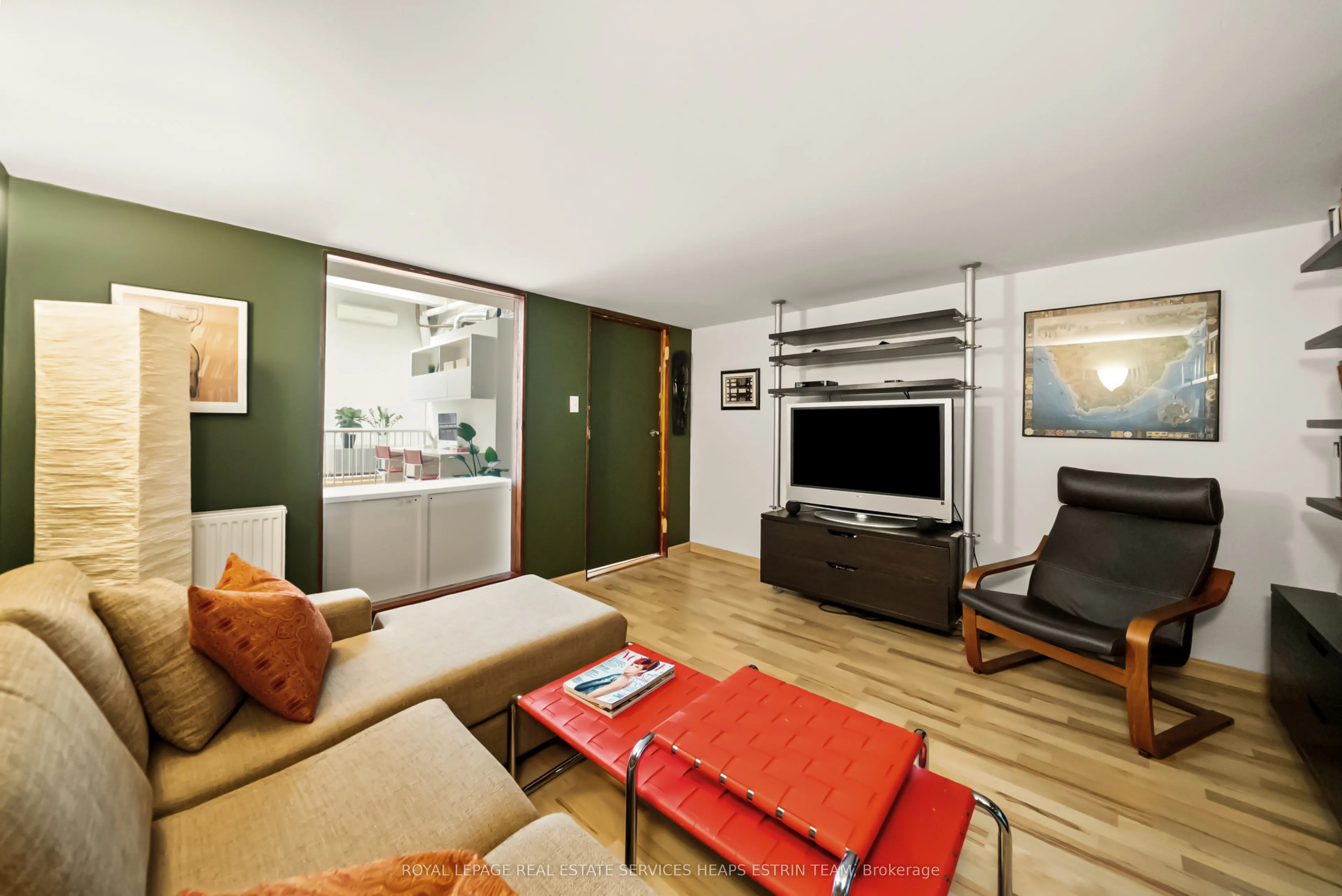 264 Seaton Street #205