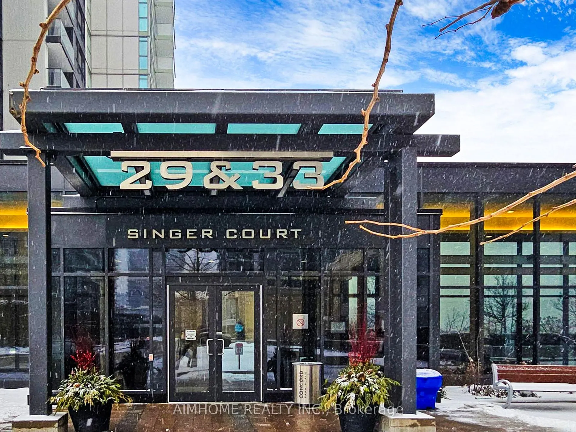29 Singer Court #1802