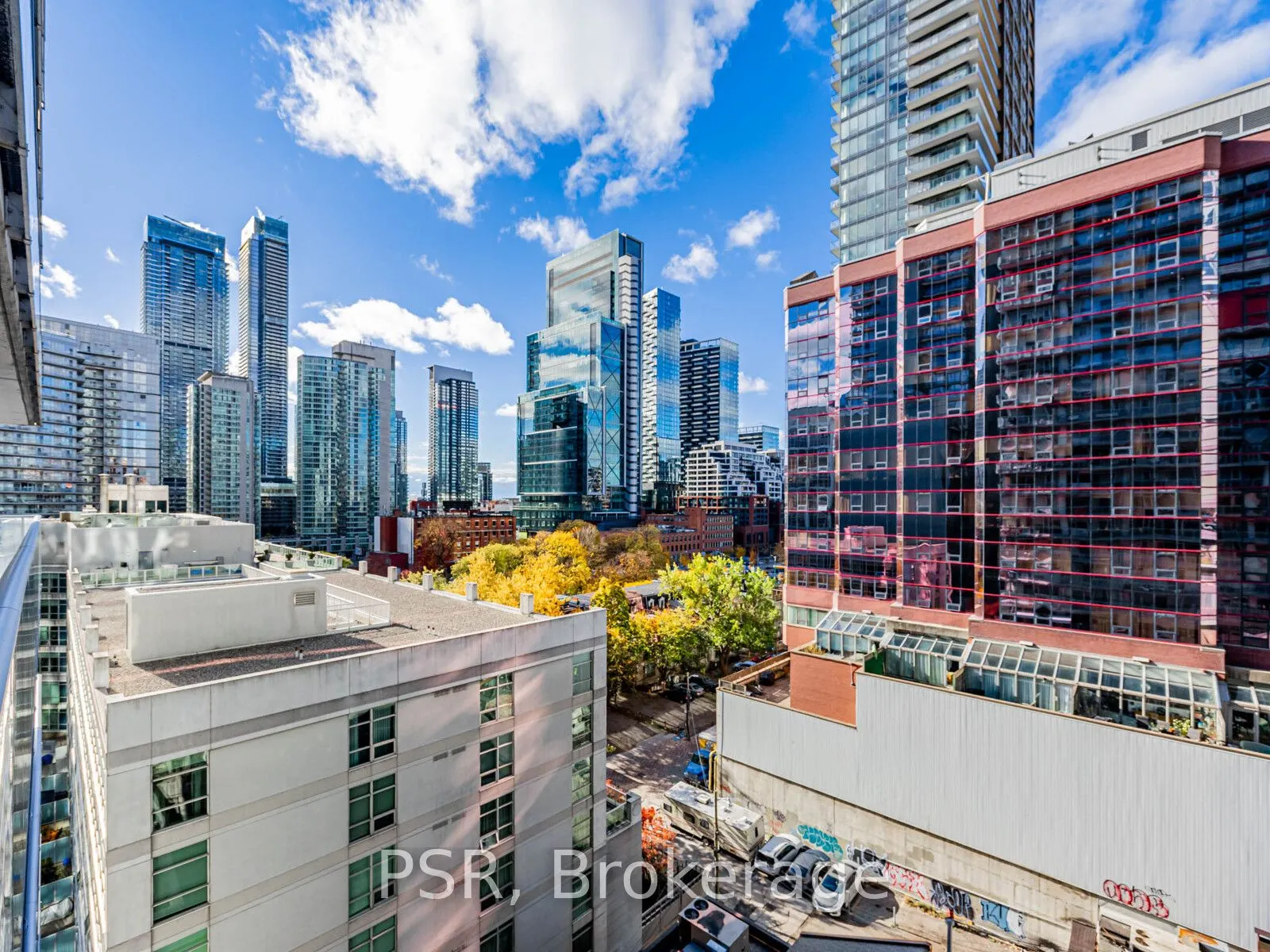 375 King Street W #801