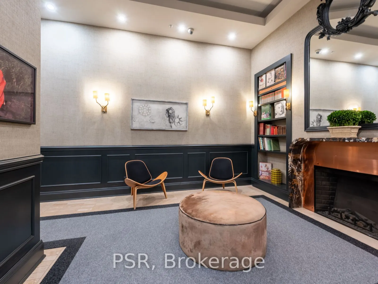 375 King Street W #801