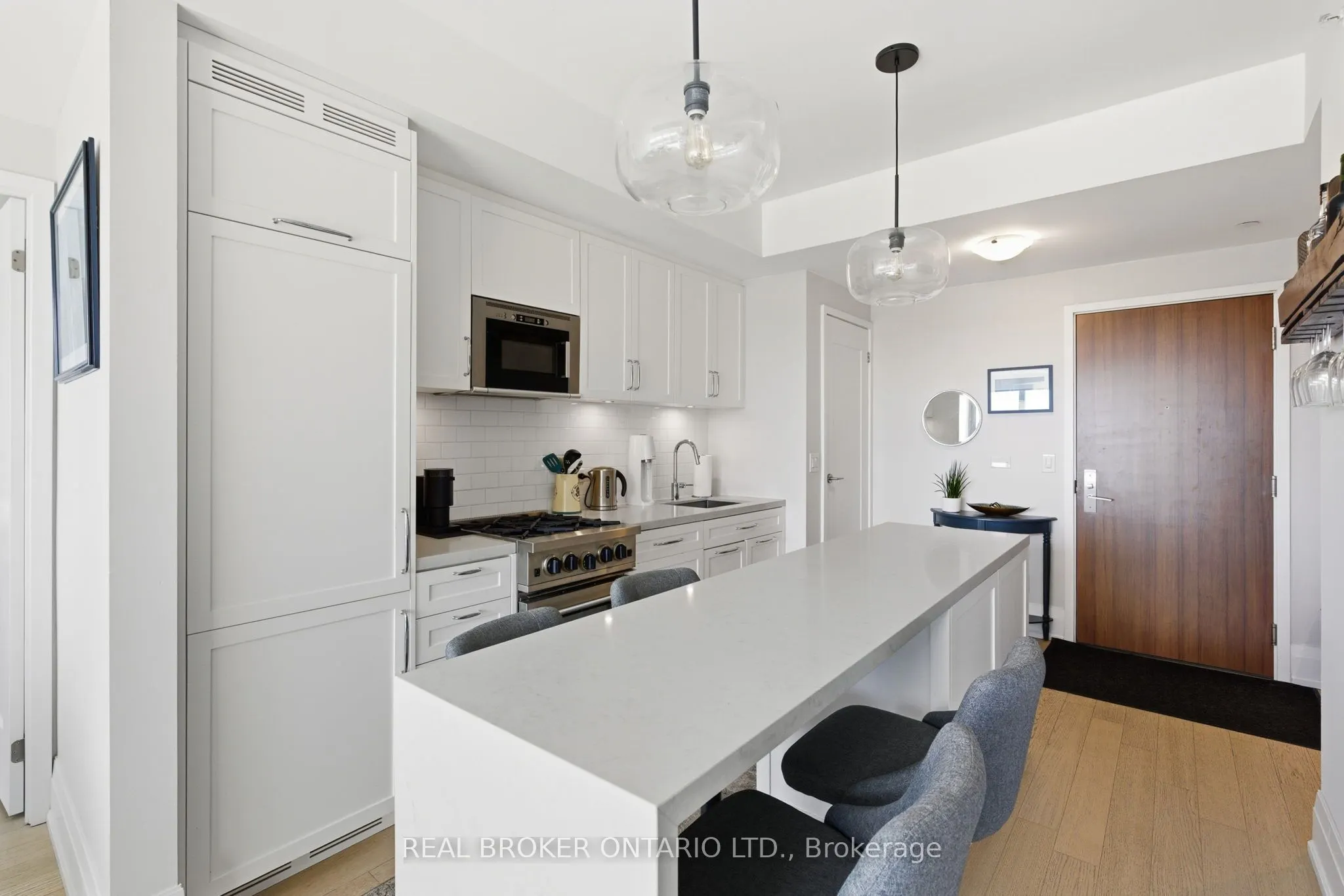25 Malcolm Road #606