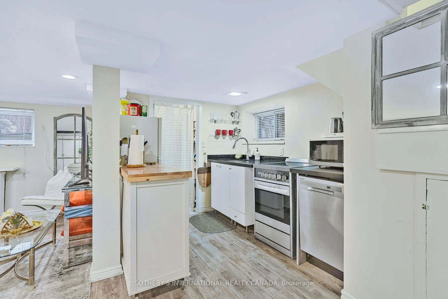 12 Belsize Drive