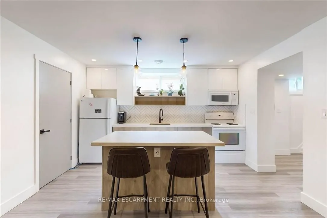 28 Dunsmore Gardens
