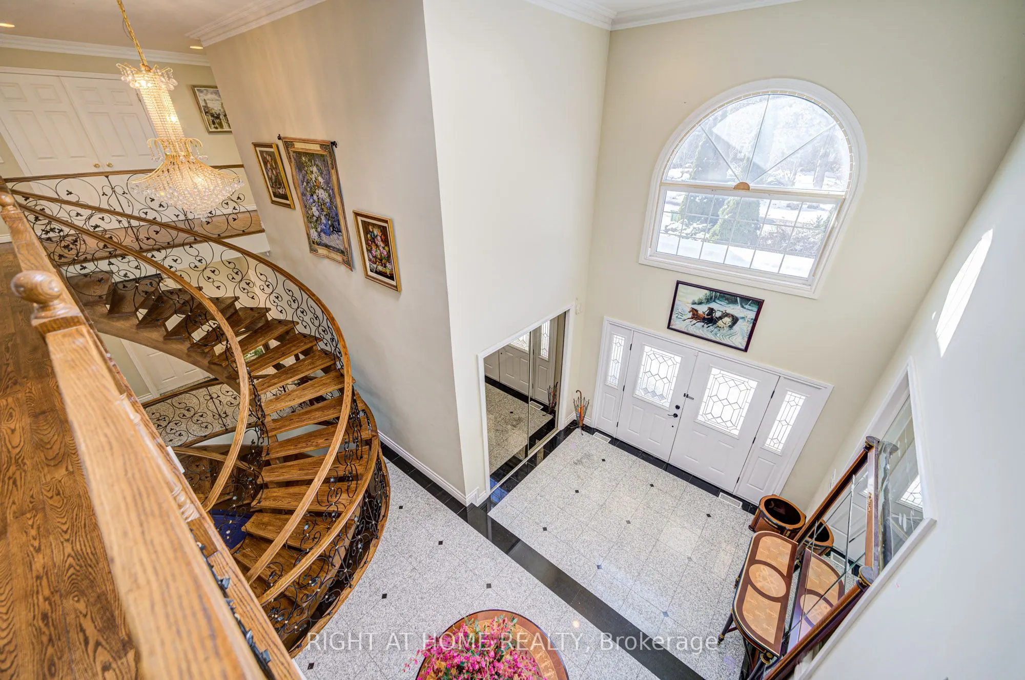 49 Arjay Crescent