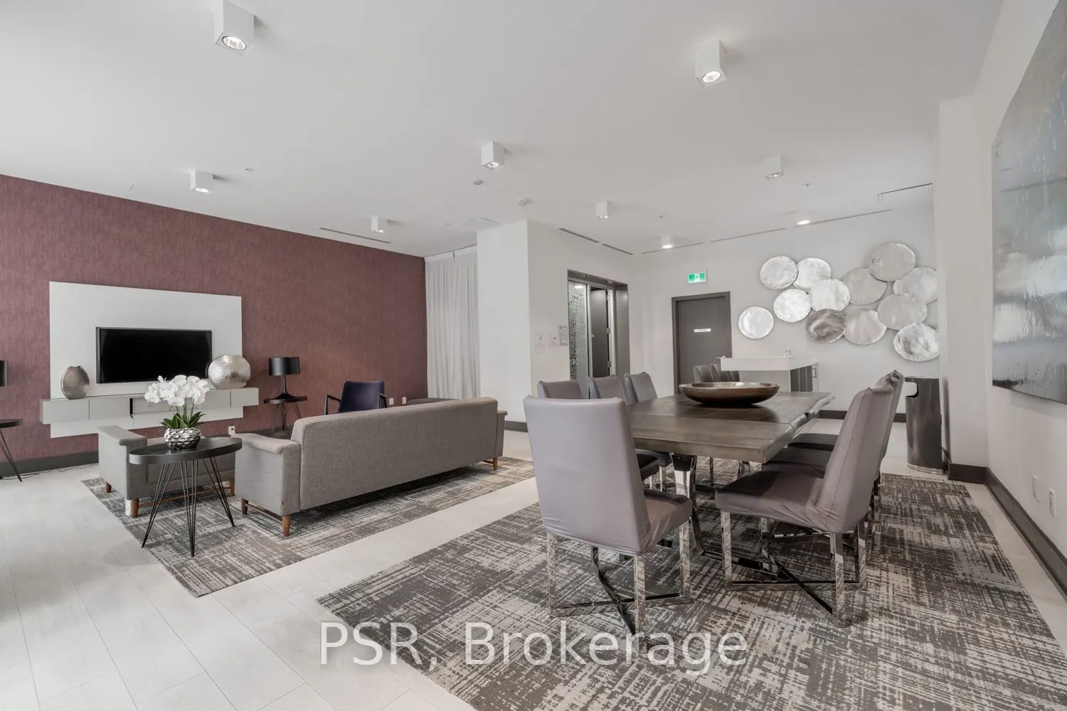 68 Merton Street #202