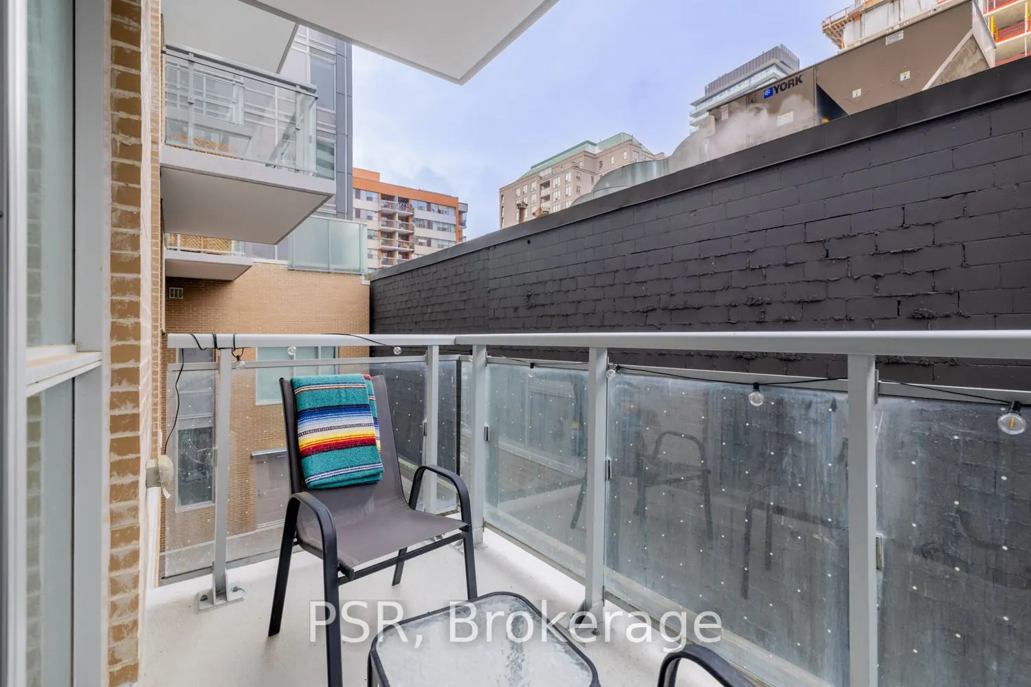 68 Merton Street #202