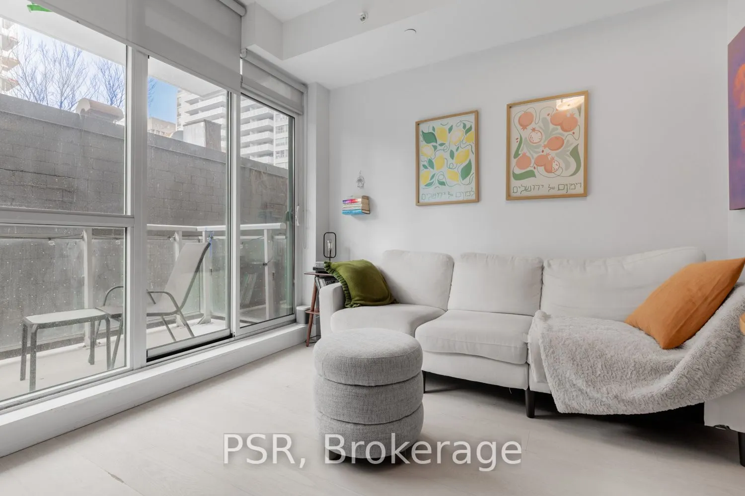 68 Merton Street #202